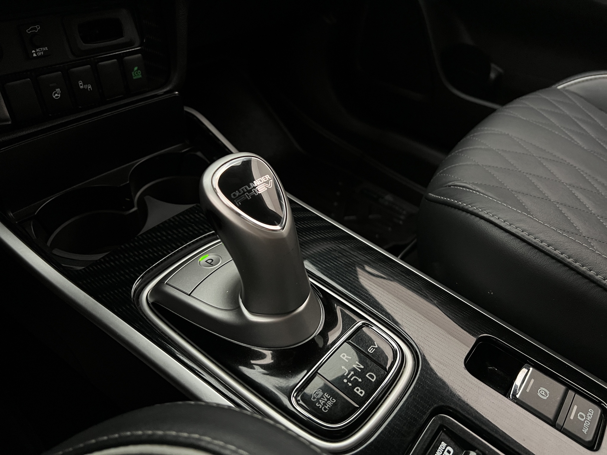 Mitsubishi Outlander PHEV CVT, 224hk, 2020
