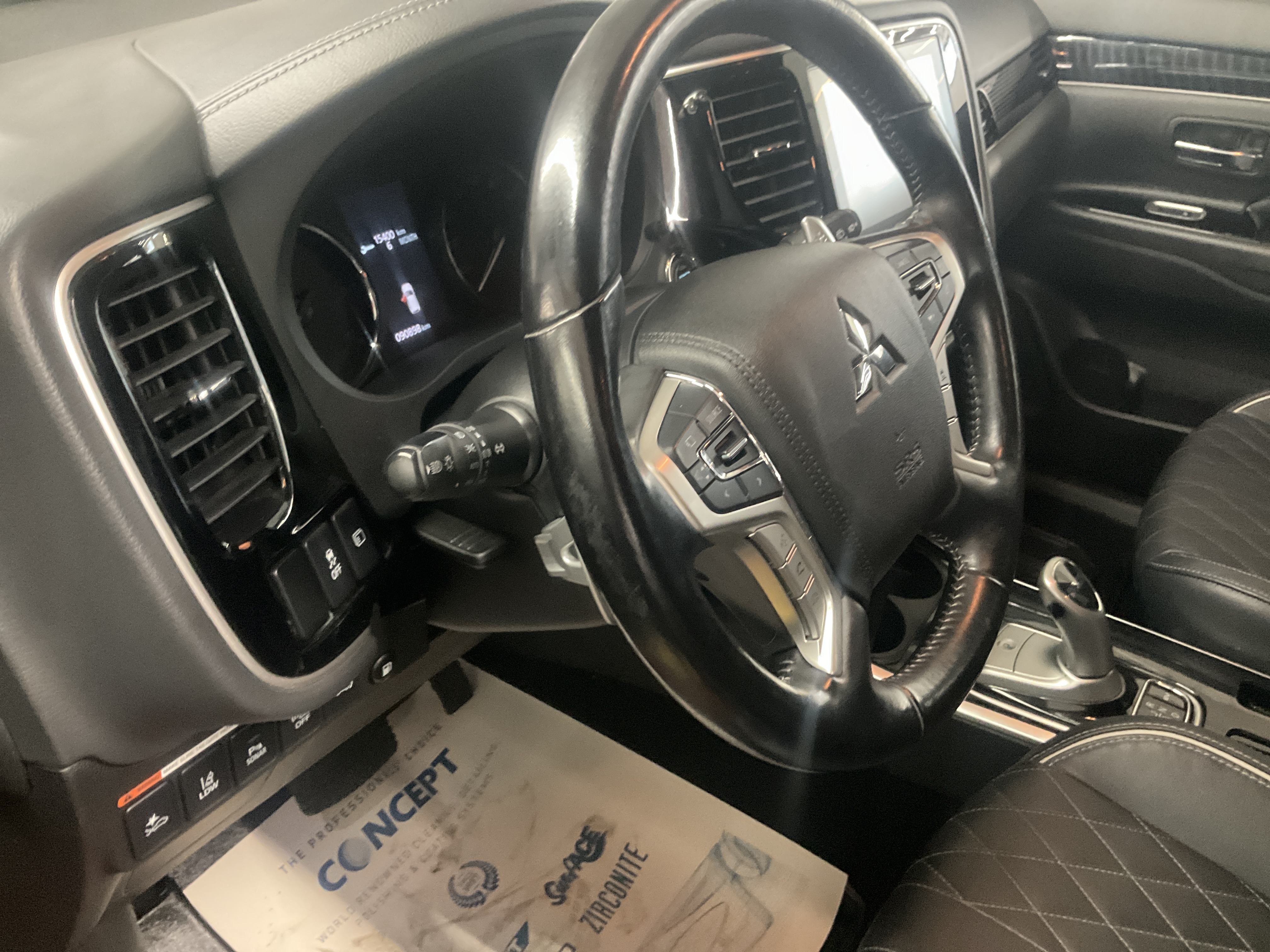 Mitsubishi Outlander PHEV CVT, 224hk, 2020