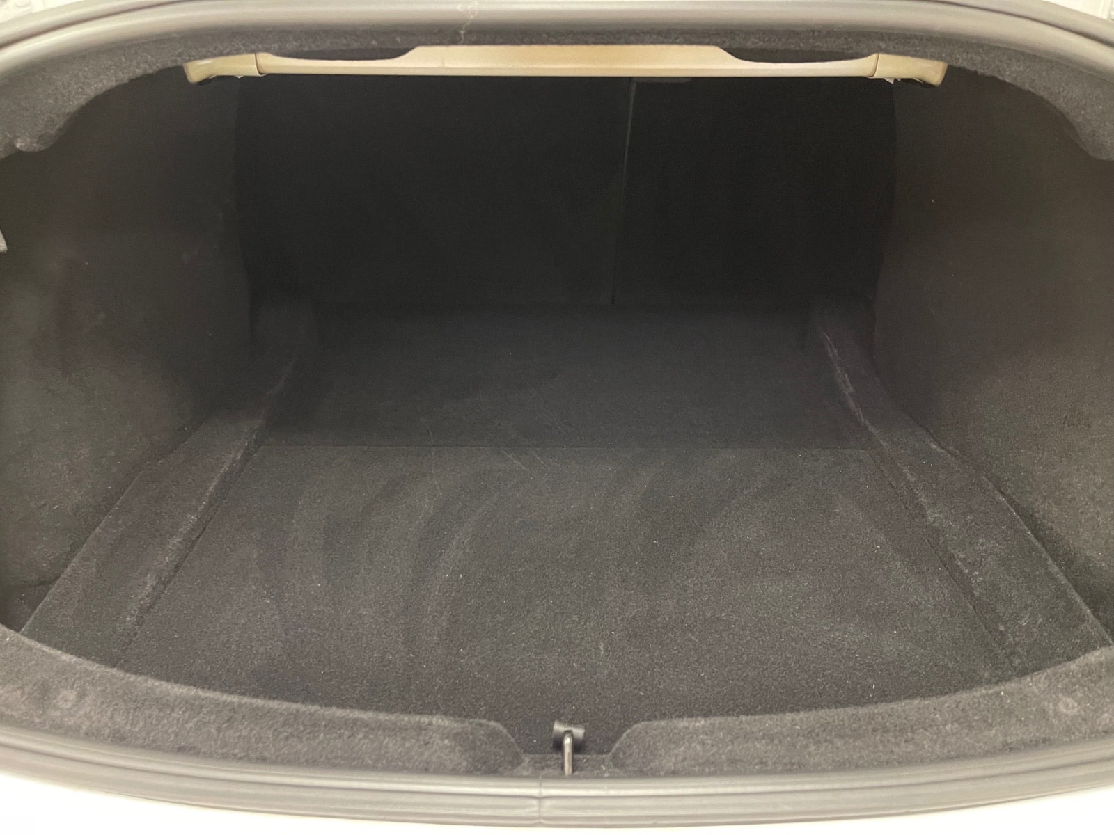 Tesla Model 3 Standard Range, 283hp, 2024