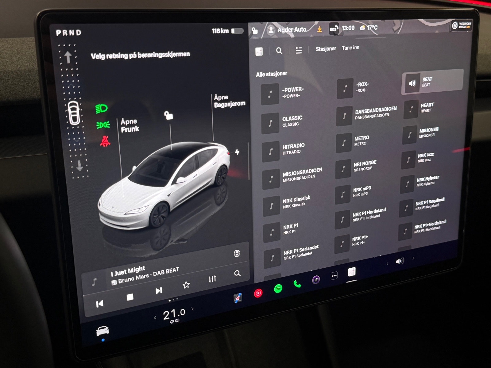 Tesla Model 3 Standard Range, 283hp, 2024