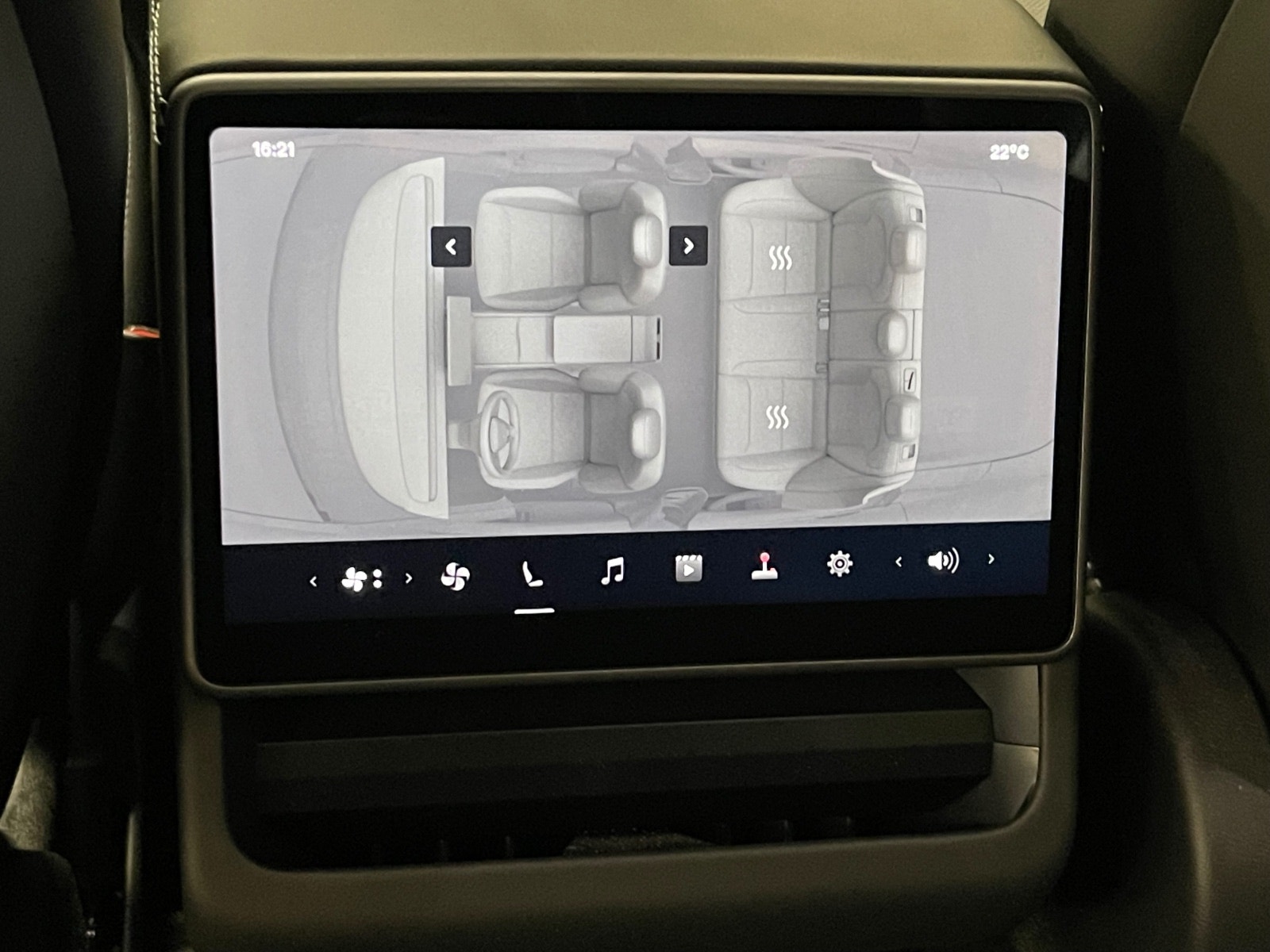 Tesla Model 3 Standard Range, 283hp, 2024