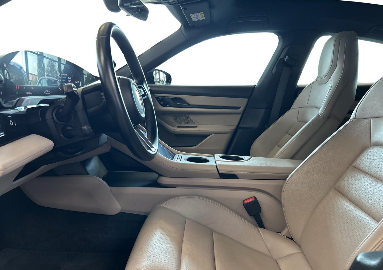 Porsche Taycan Direct Drive/Automatic, 326hp, 2021