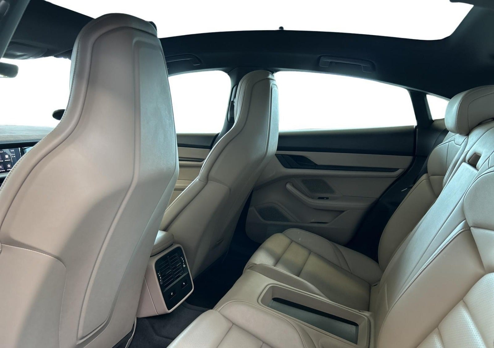 Porsche Taycan Direct Drive/Automatic, 326hp, 2021