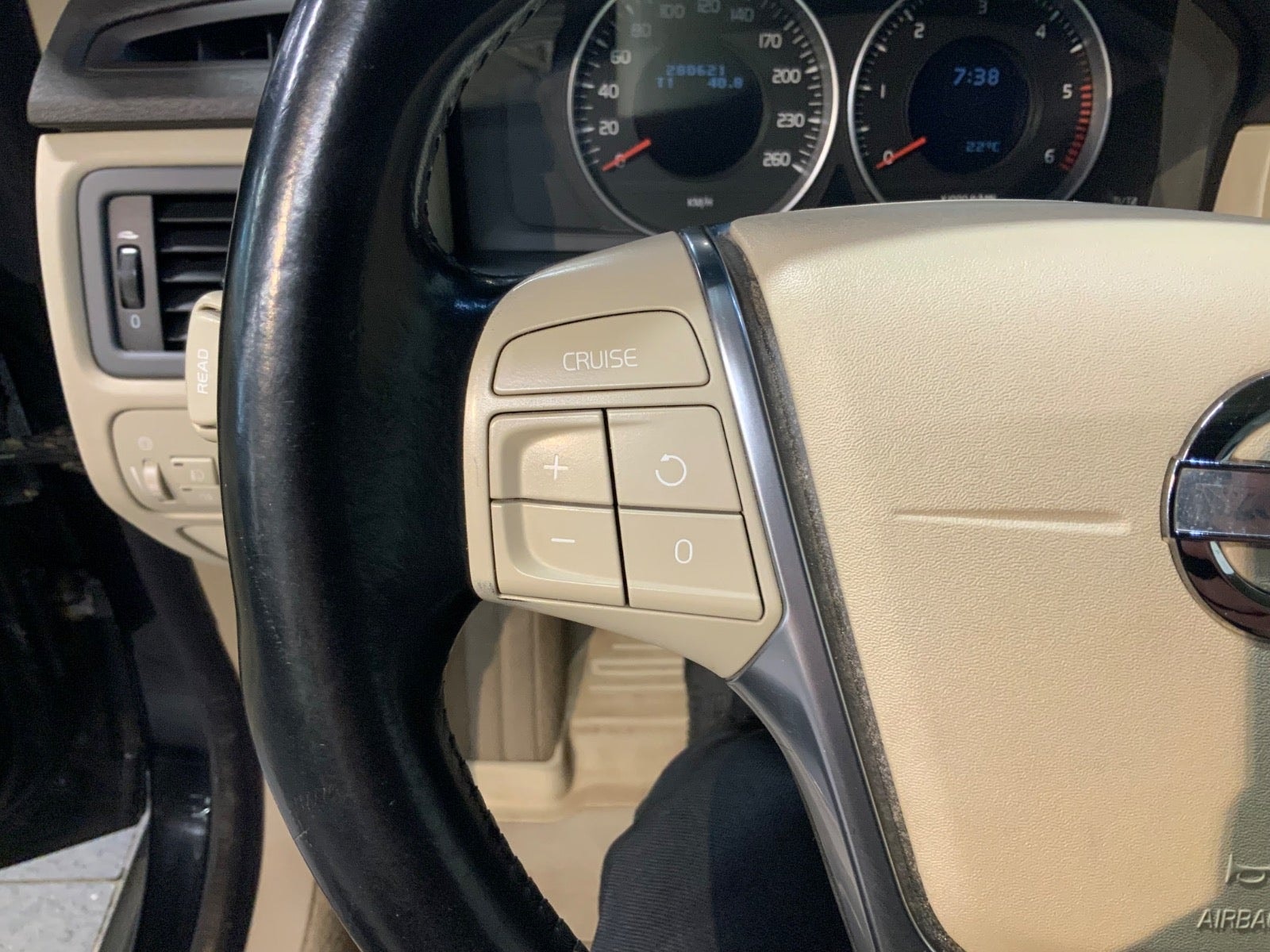 Volvo XC70 D3 AWD Geartronic, 6-trins, 163ps, 2012