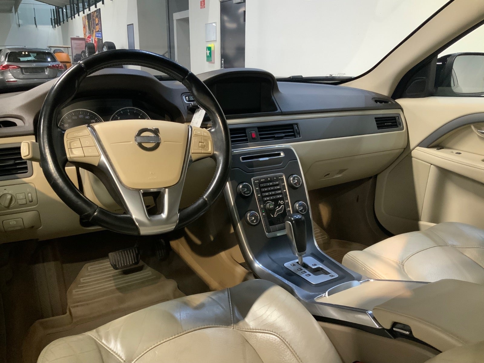Volvo XC70 D3 AWD Geartronic, 6-trins, 163ps, 2012