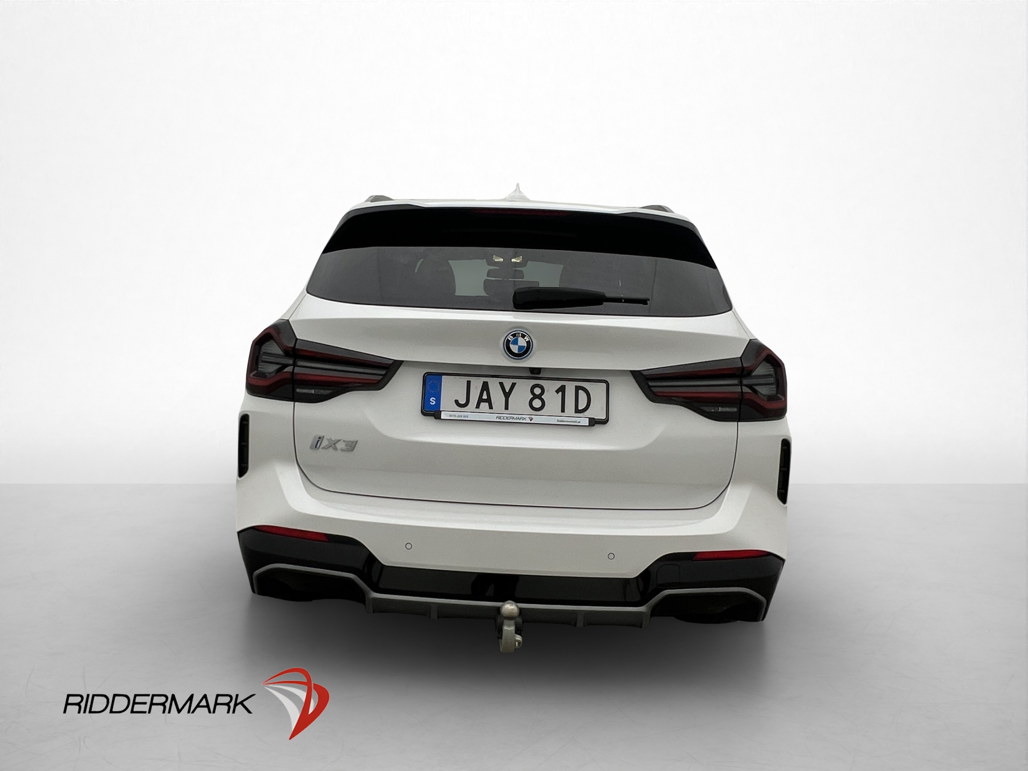 BMW iX3, 286hp, 2024