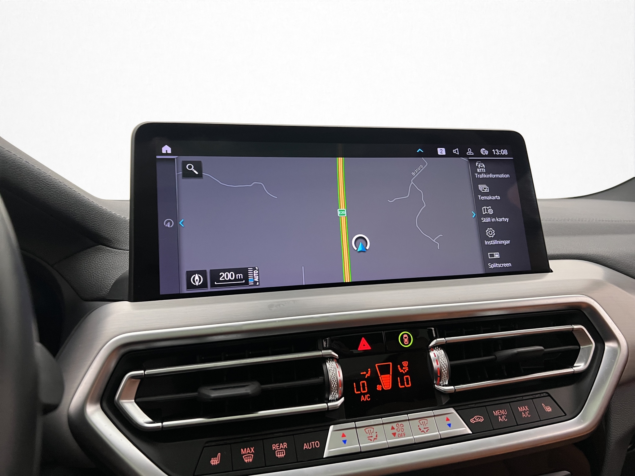 BMW iX3, 286hp, 2024