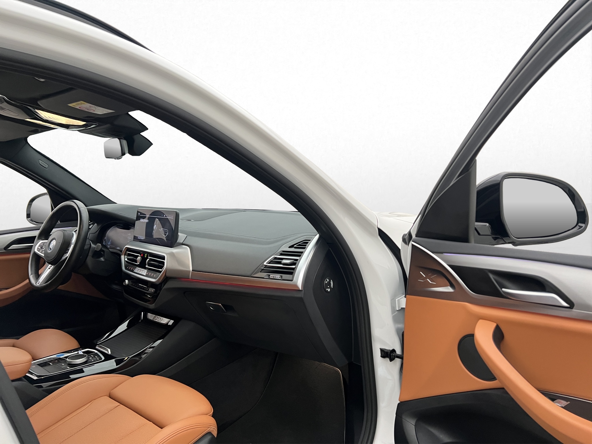 BMW iX3, 286hp, 2024