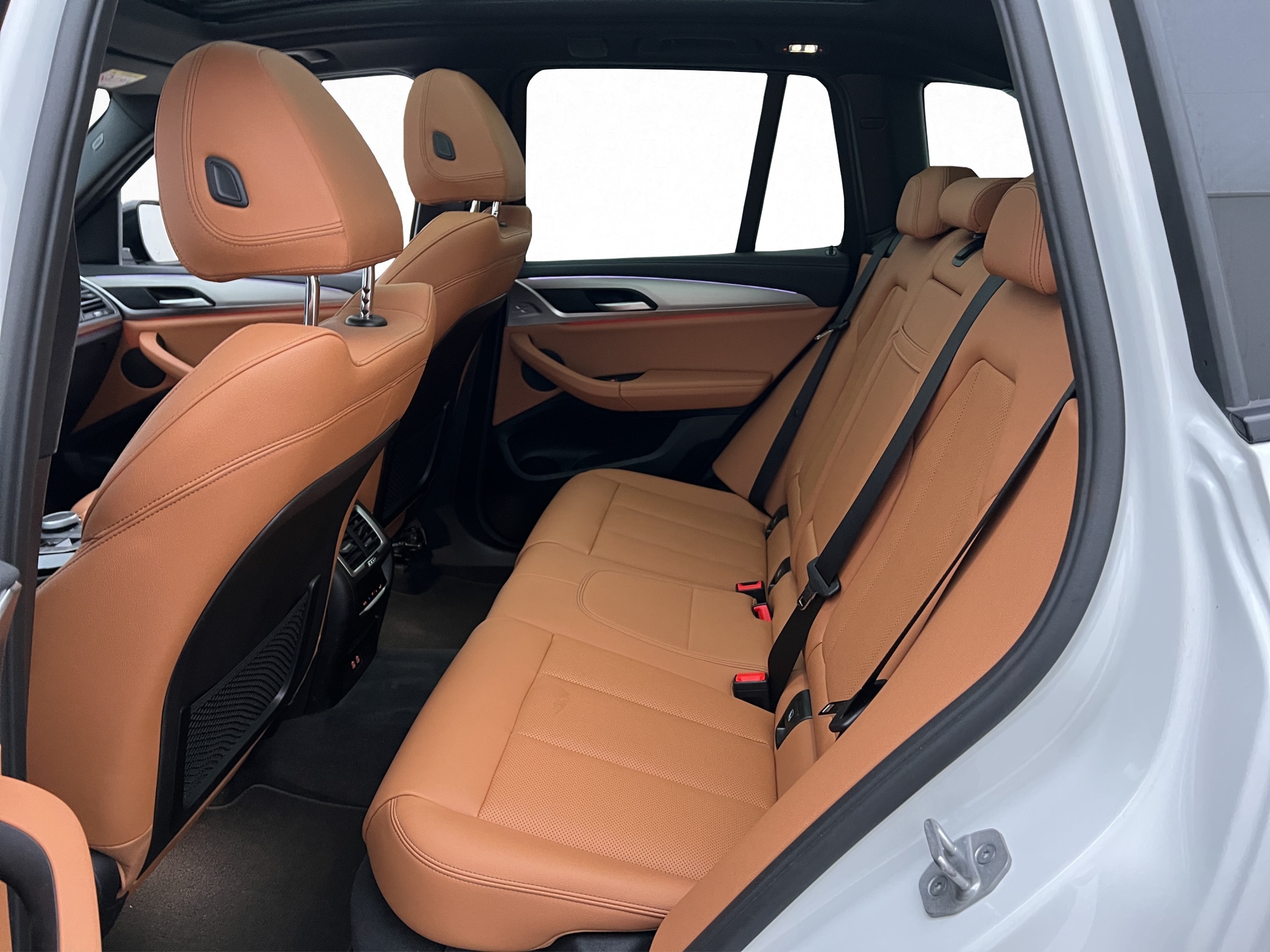 BMW iX3, 286hp, 2024