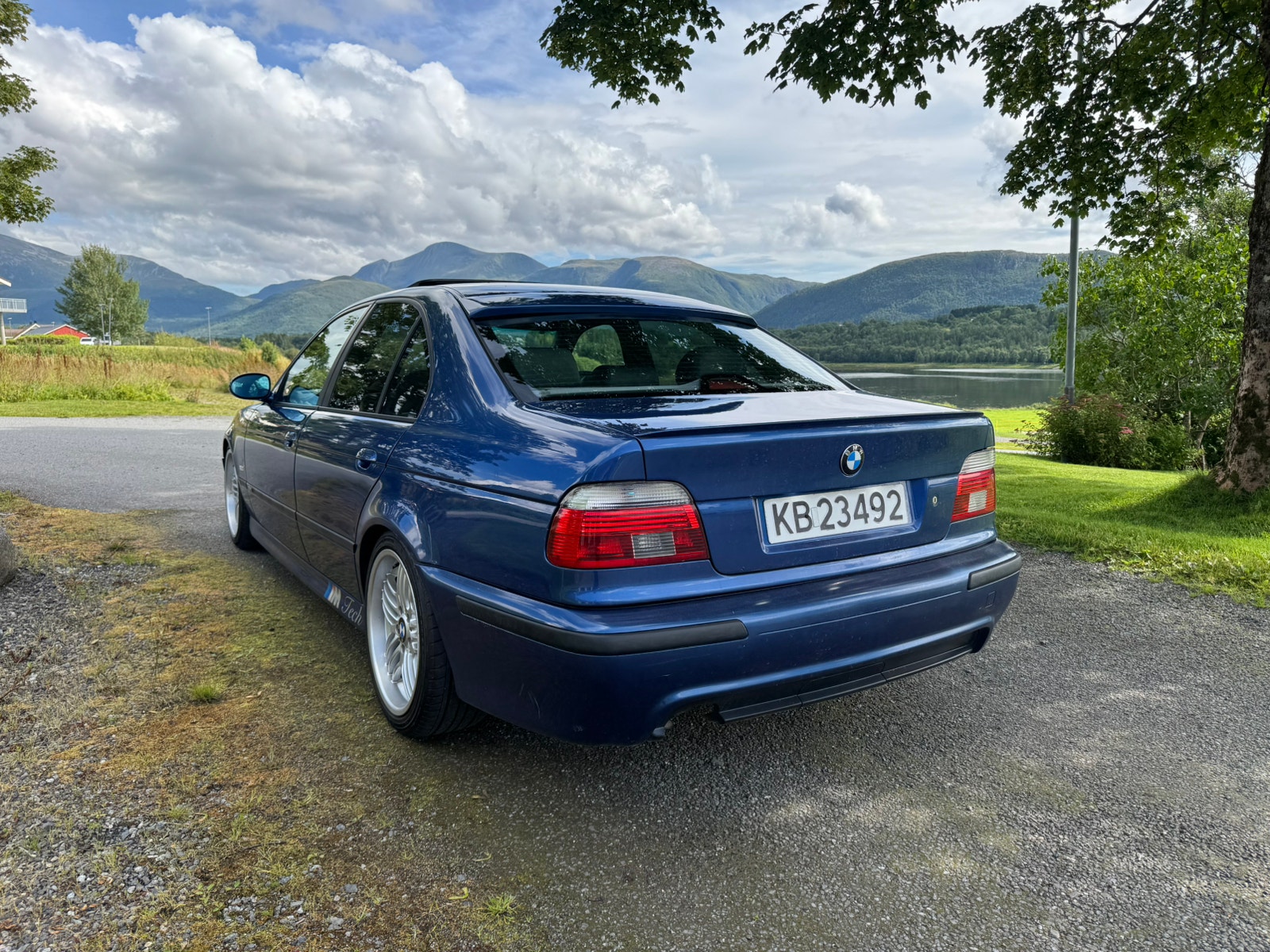 BMW 528i Sedan Automatic, 5-trins, 193ps, 1996