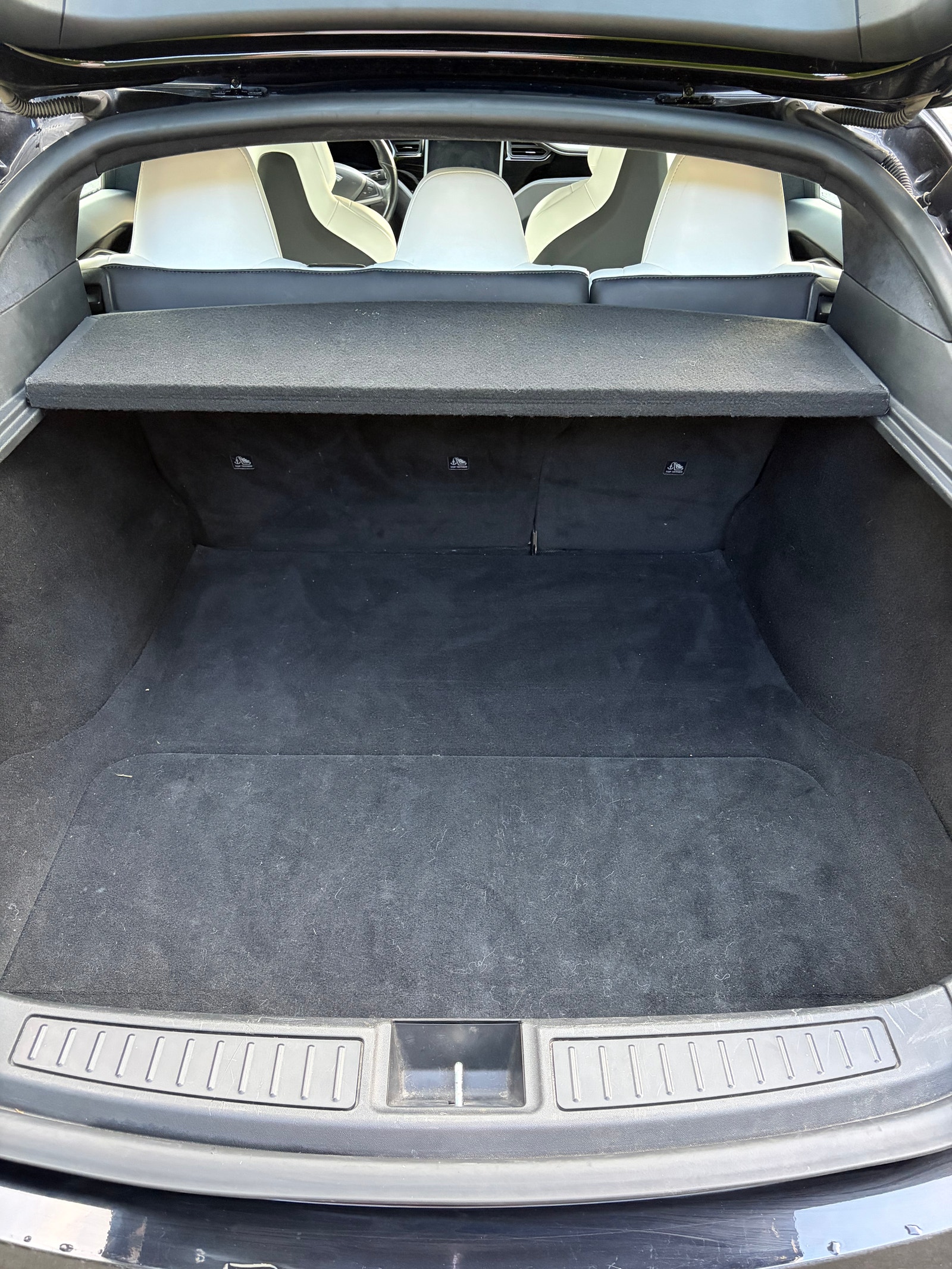 Tesla Model S 100D, 525ps, 2018