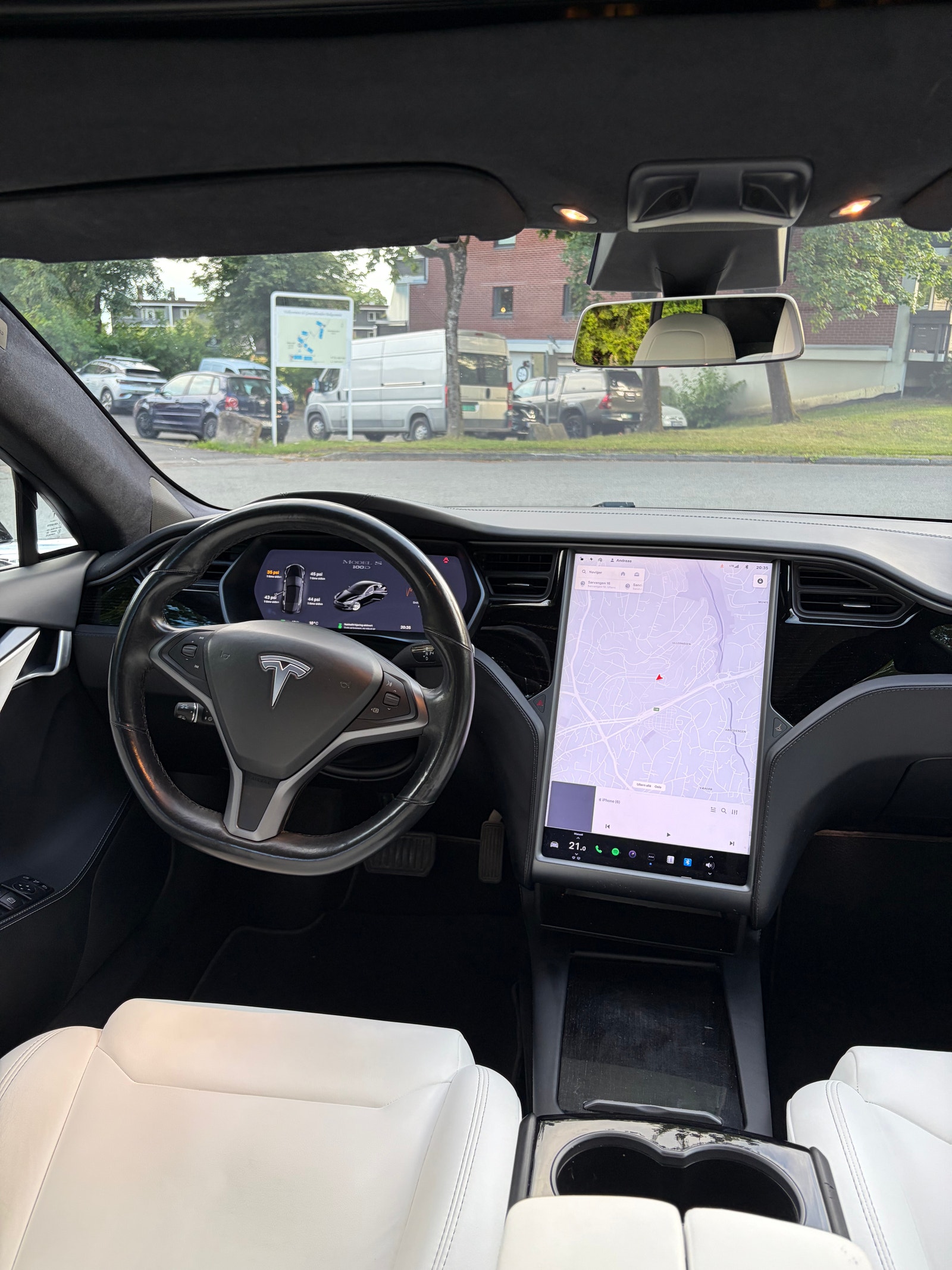 Tesla Model S 100D, 525ps, 2018