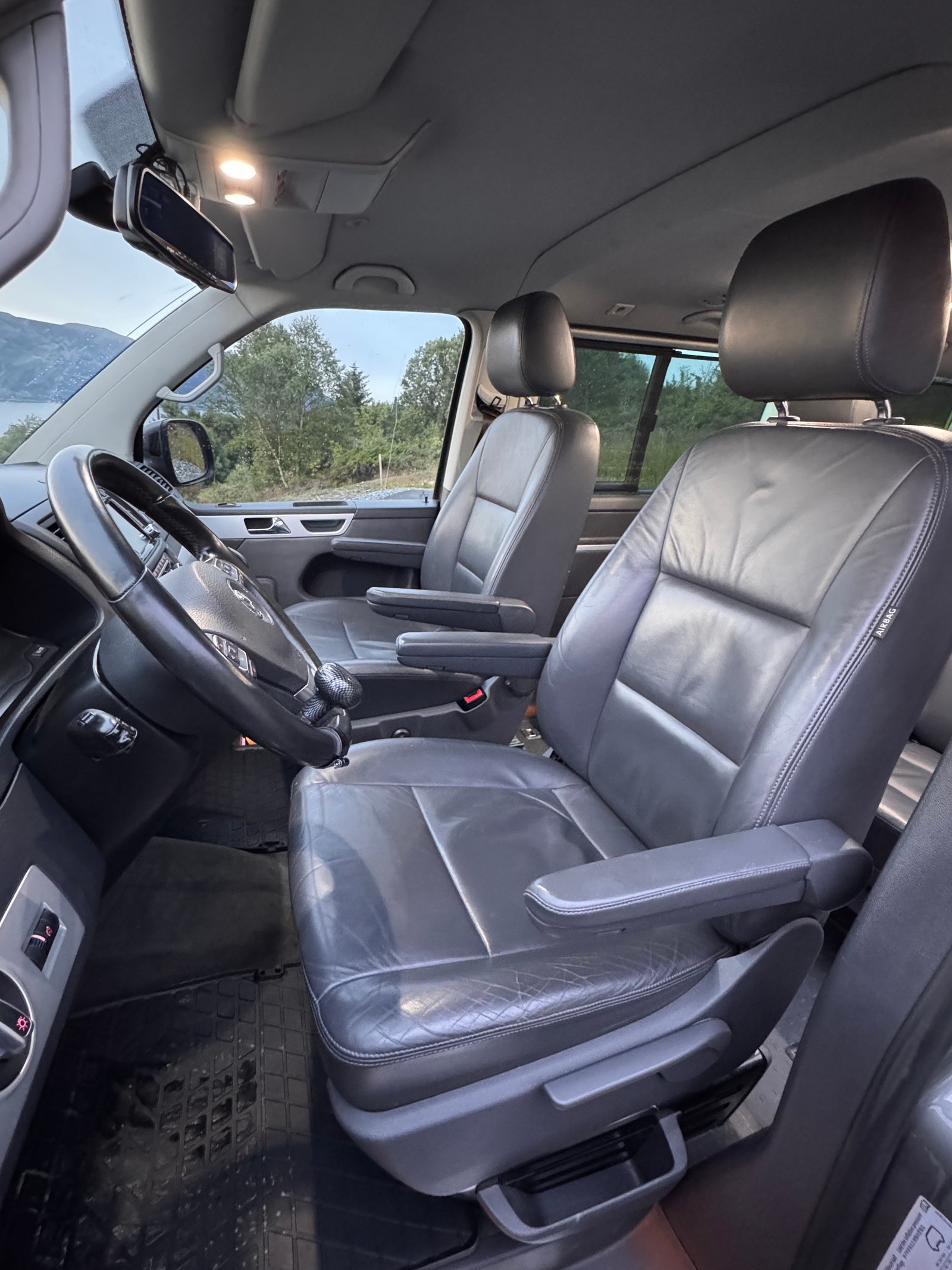 Volkswagen Multivan 2.0 TDI BMT 4Motion DSG Sequential, 7-trins, 180ps, 2014
