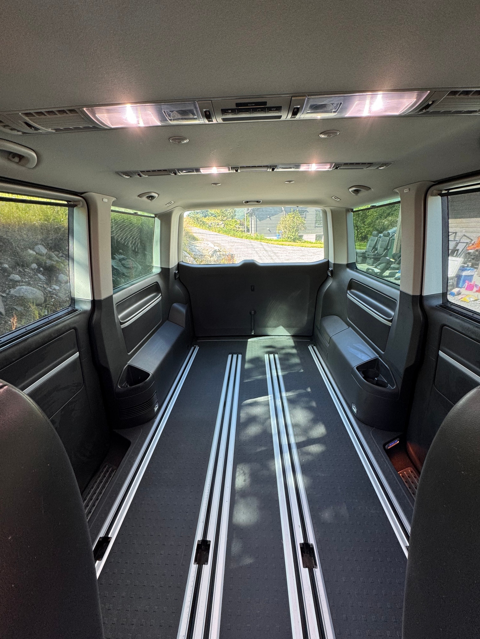 Volkswagen Multivan 2.0 TDI BMT 4Motion DSG Sequential, 7-trins, 180ps, 2014
