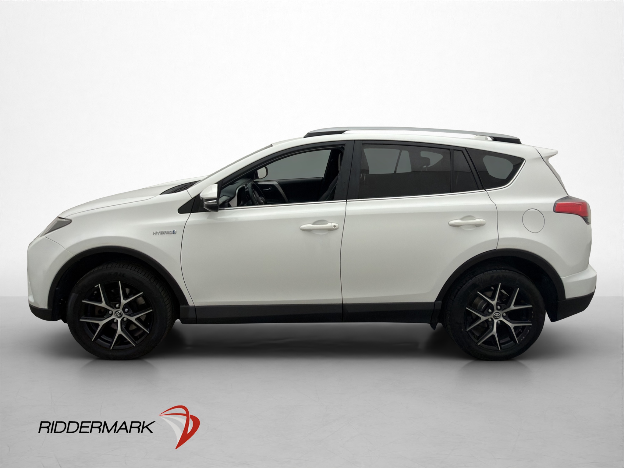 Toyota RAV4 Hybrid 2.5 Dual VVT-i AWD-i E-CVT, 197hp, 2017