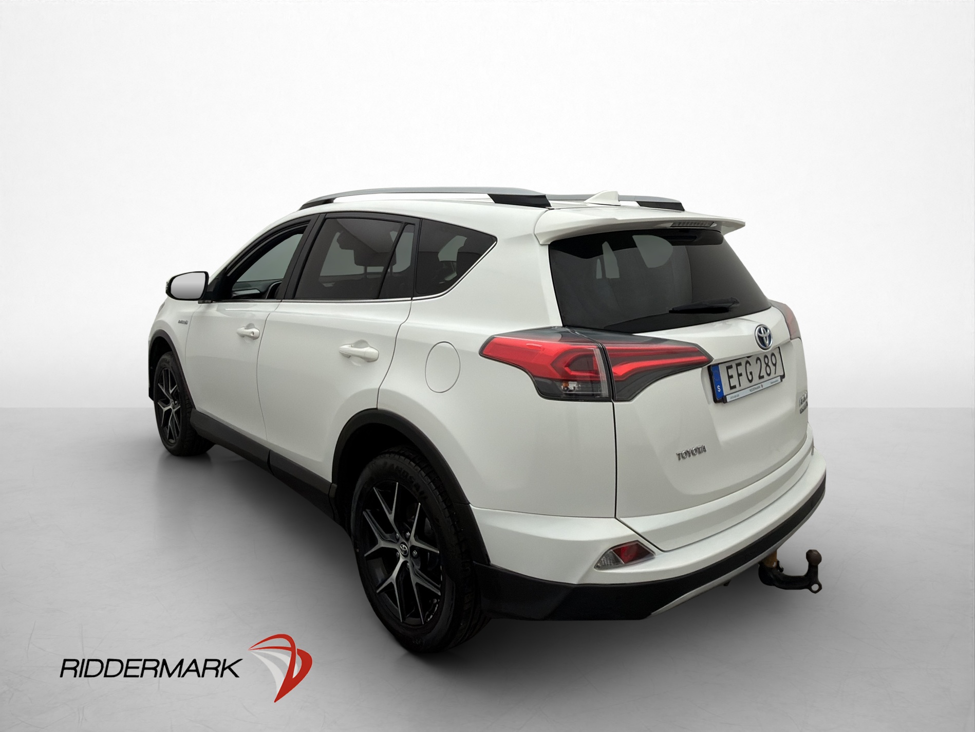 Toyota RAV4 Hybrid 2.5 Dual VVT-i AWD-i E-CVT, 197hp, 2017