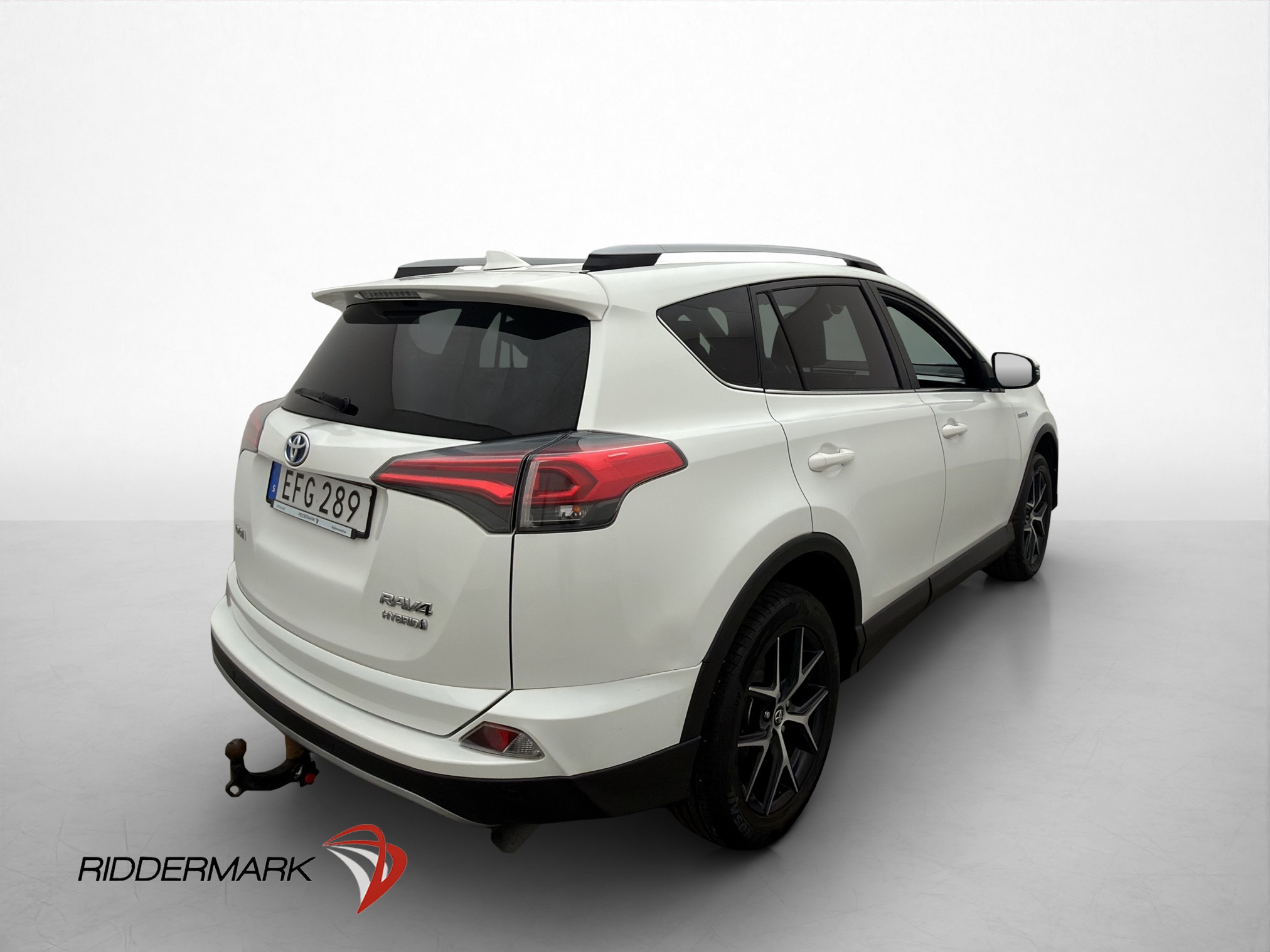 Toyota RAV4 Hybrid 2.5 Dual VVT-i AWD-i E-CVT, 197hp, 2017