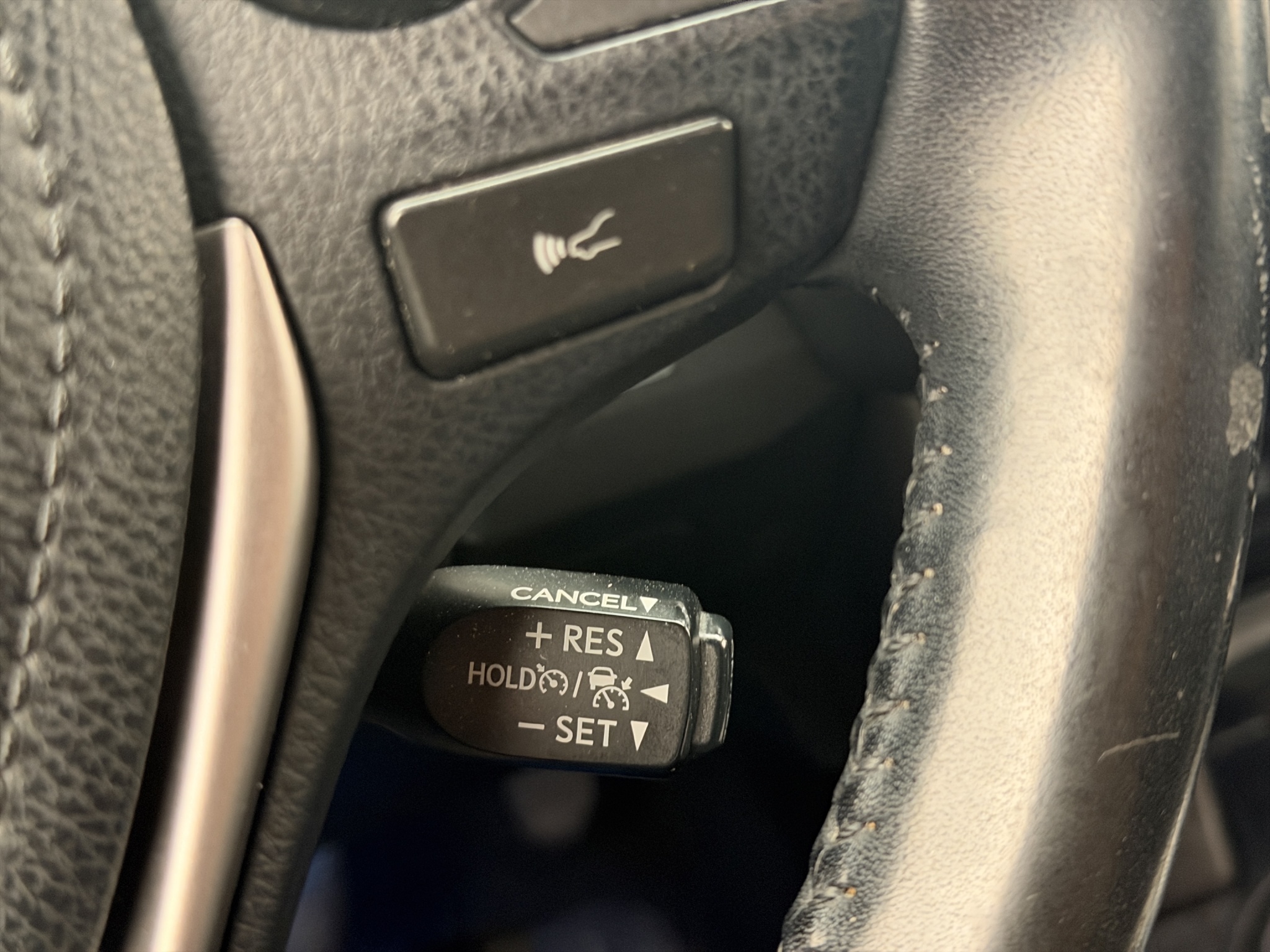 Toyota RAV4 Hybrid 2.5 Dual VVT-i AWD-i E-CVT, 197hp, 2017