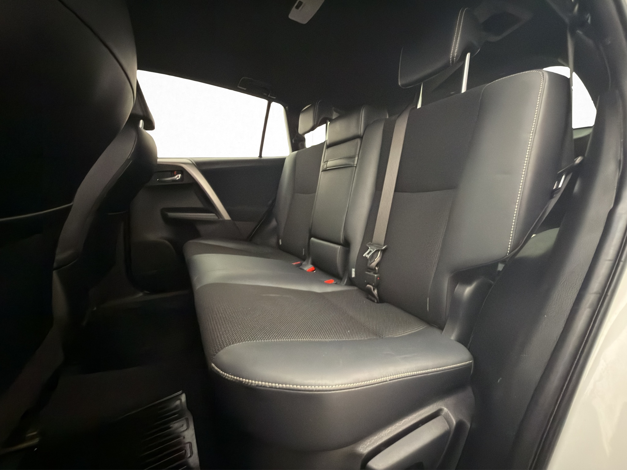 Toyota RAV4 Hybrid 2.5 Dual VVT-i AWD-i E-CVT, 197hp, 2017