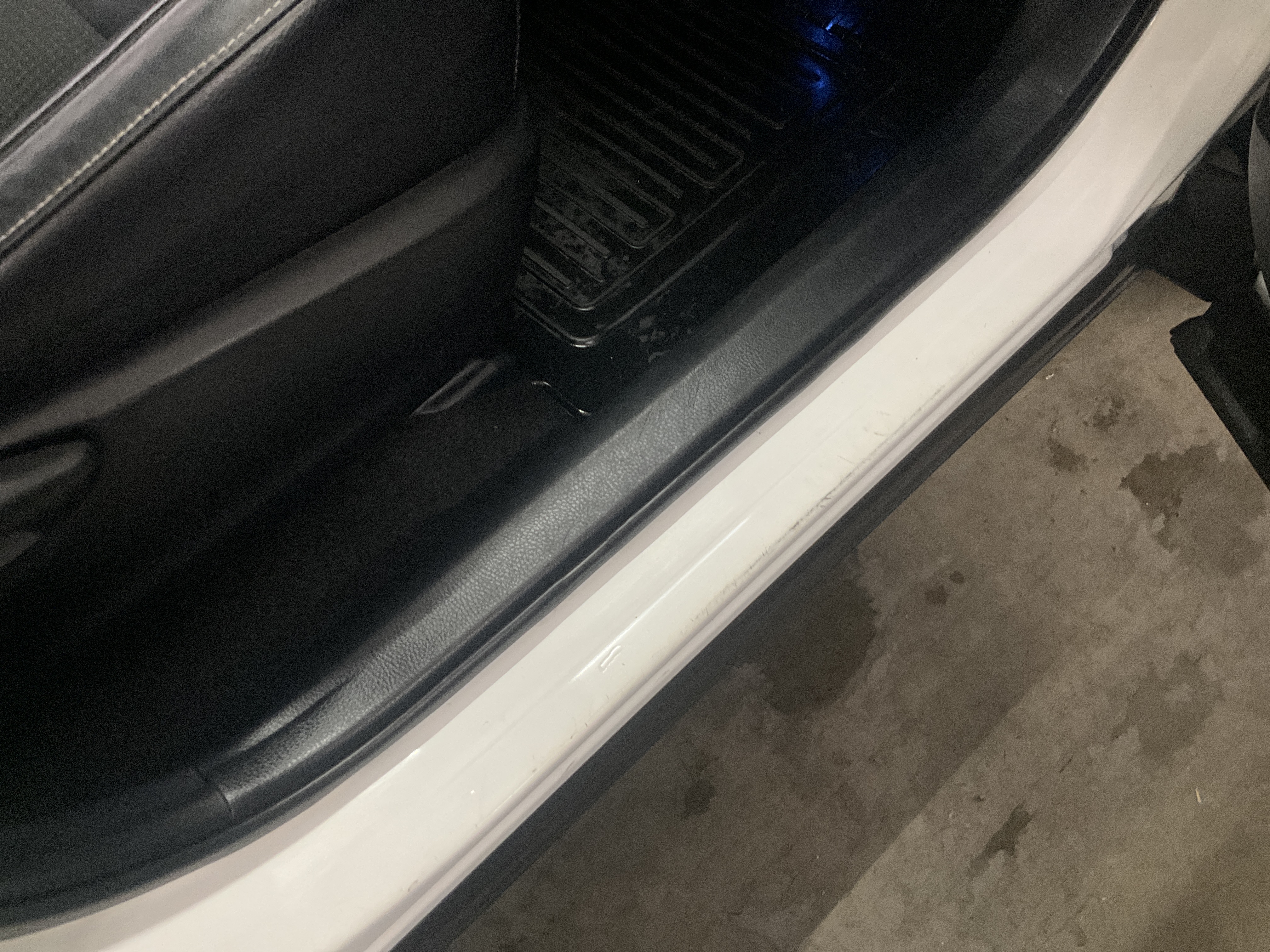 Toyota RAV4 Hybrid 2.5 Dual VVT-i AWD-i E-CVT, 197hp, 2017