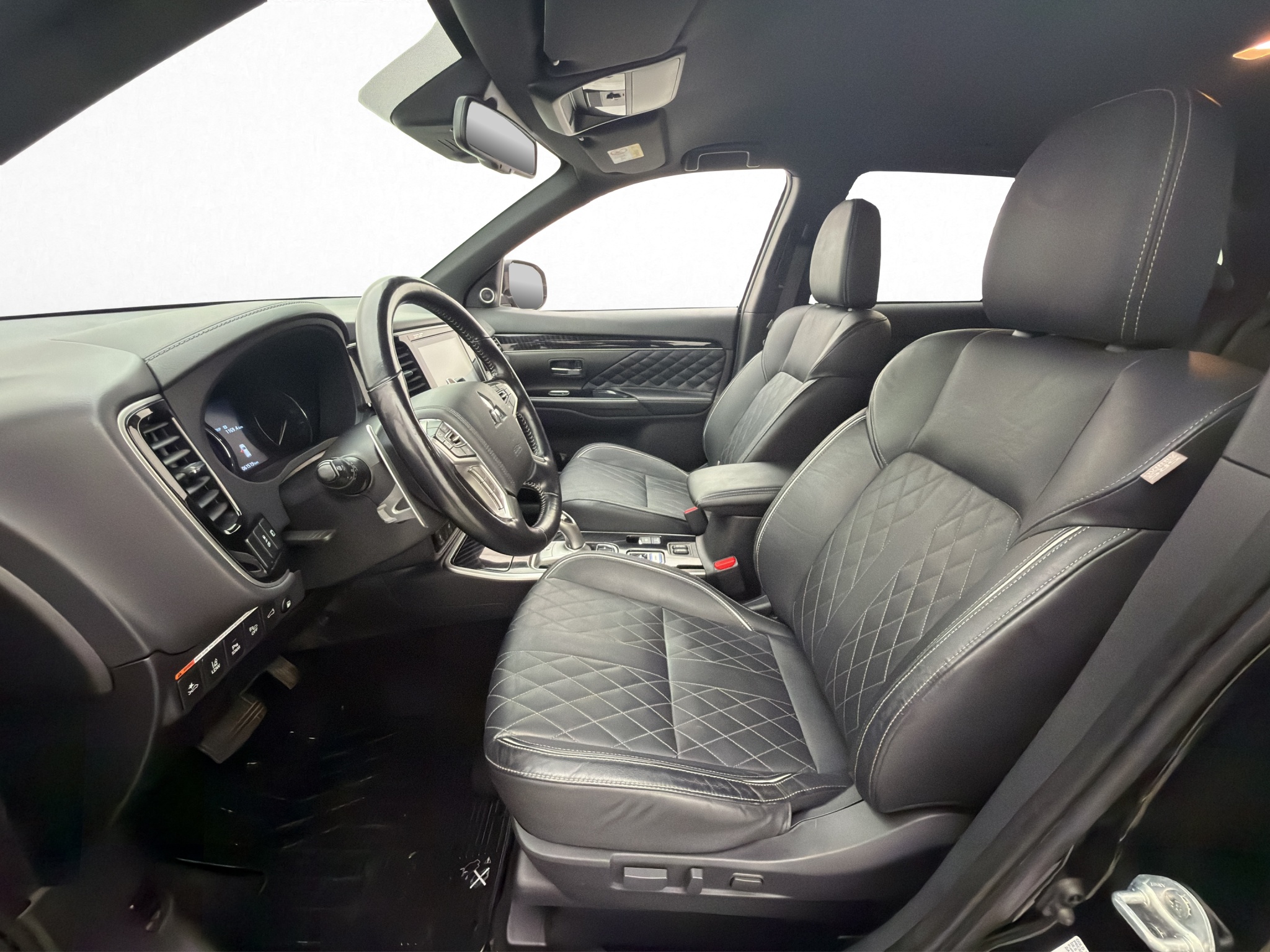 Mitsubishi Outlander PHEV CVT, 224hk, 2020