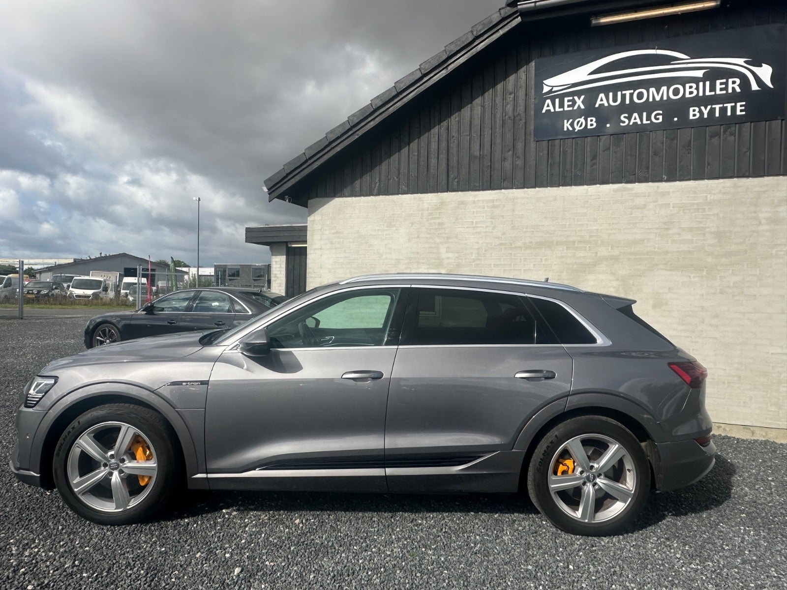 Audi e-tron 50 quattro, 313ps, 2020