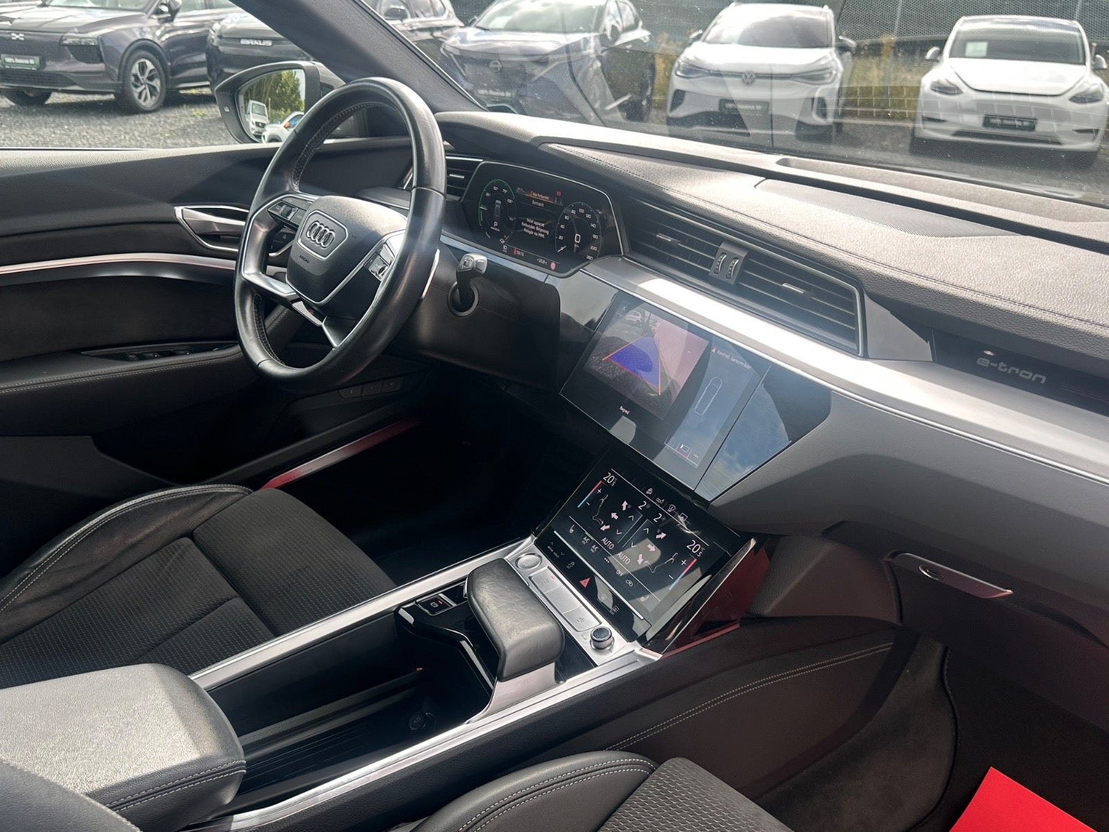 Audi e-tron 50 quattro, 313ps, 2020