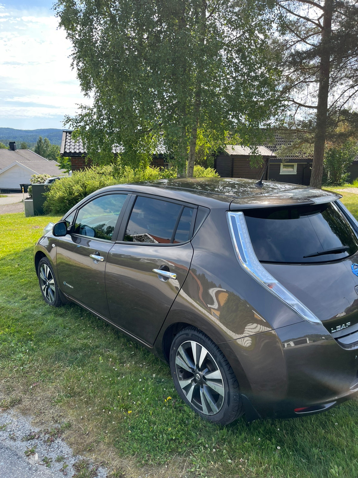 Nissan Leaf 30 kWh, 109hp, 2017