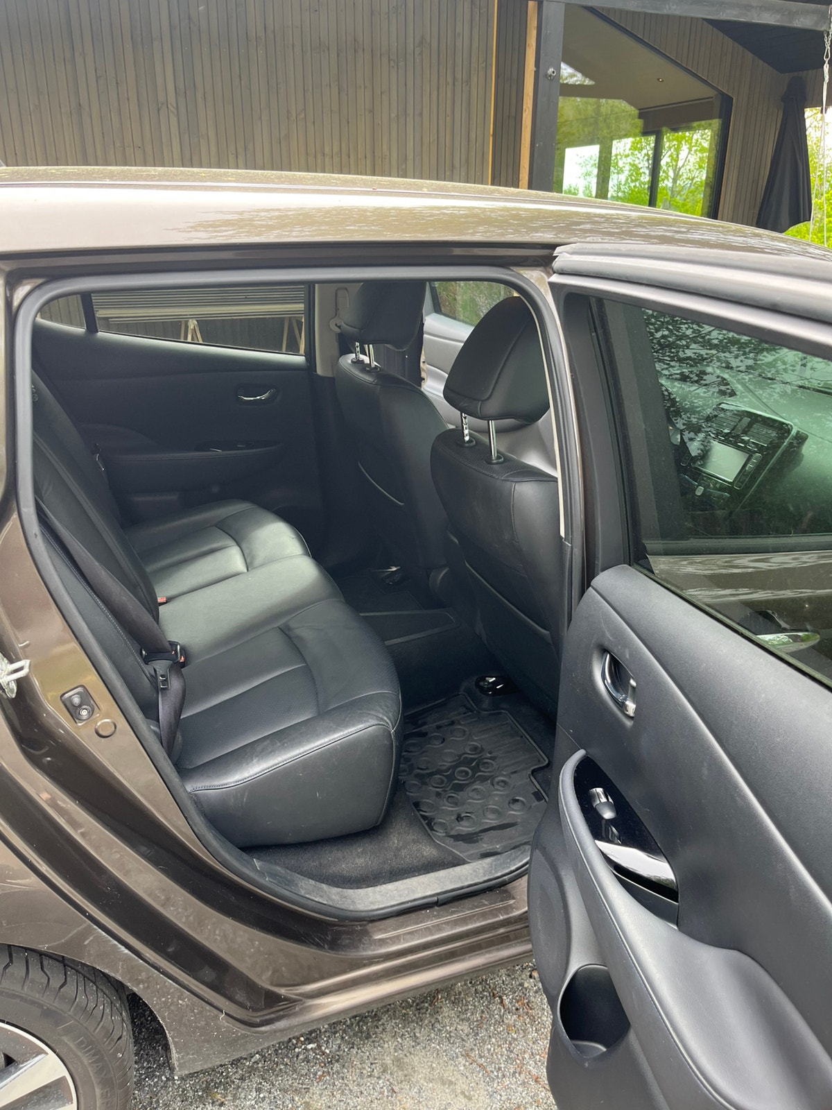 Nissan Leaf 30 kWh, 109hp, 2017