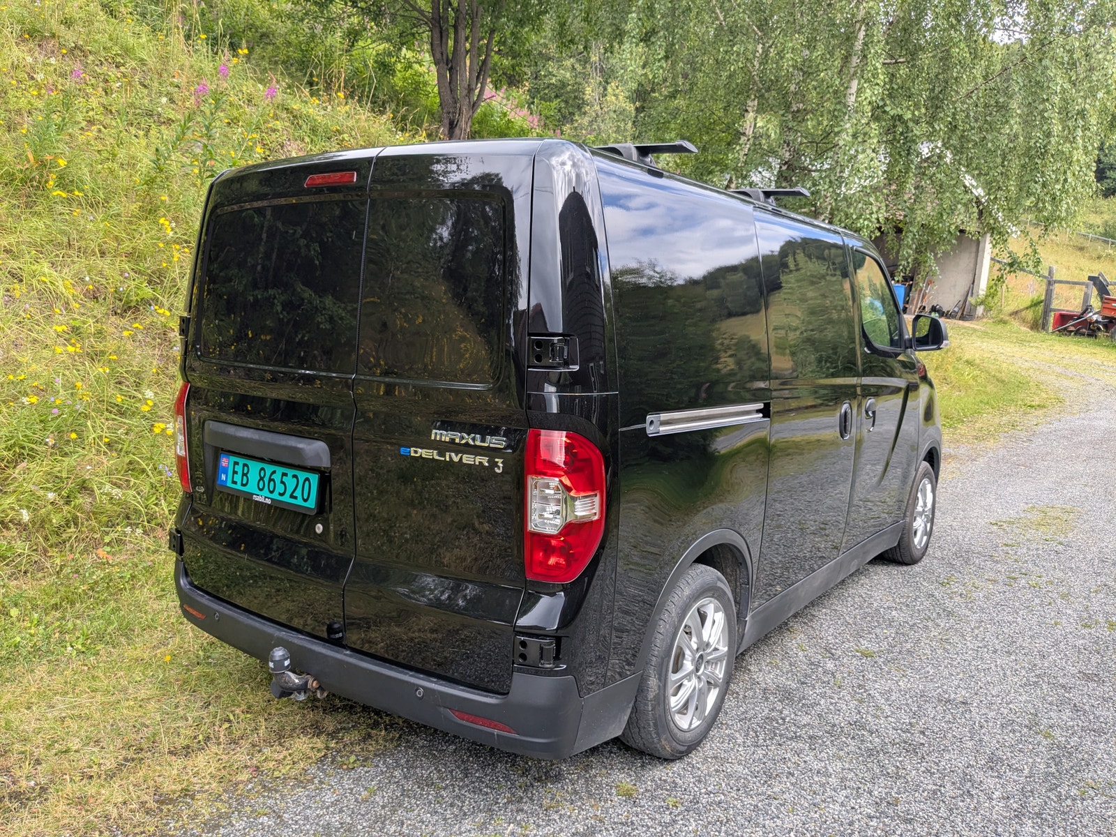 Maxus e-Deliver 3 52.5 kWh, 122hp, 2020