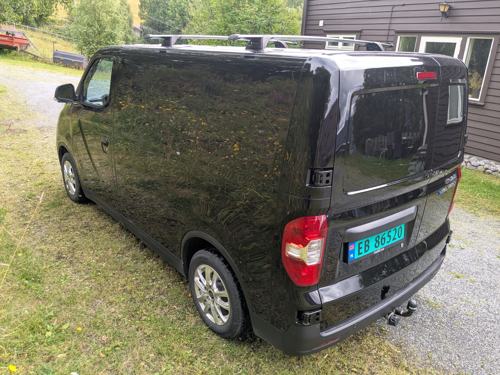 Maxus e-Deliver 3 52.5 kWh, 122hp, 2020