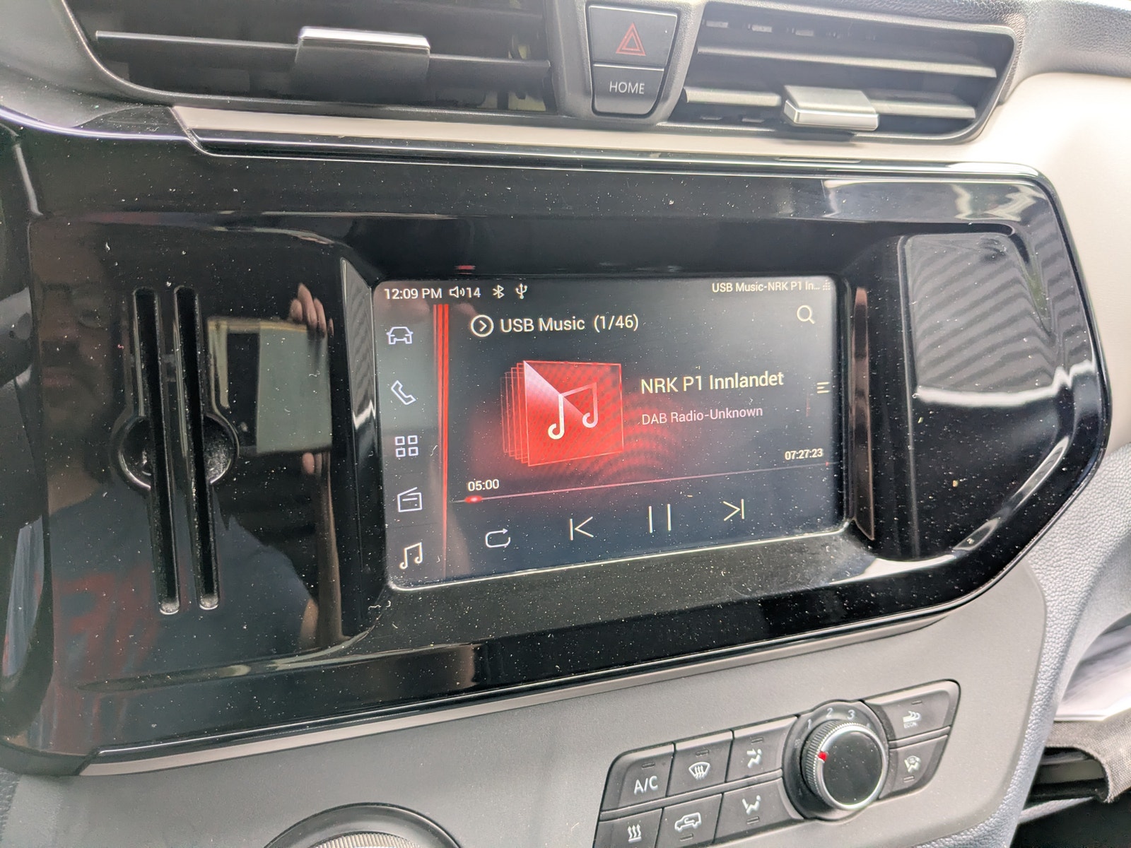Maxus e-Deliver 3 52.5 kWh, 122hp, 2020