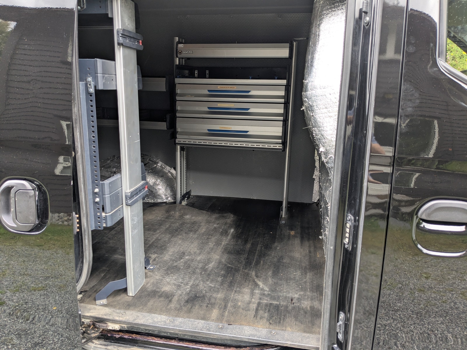 Maxus e-Deliver 3 52.5 kWh, 122hp, 2020