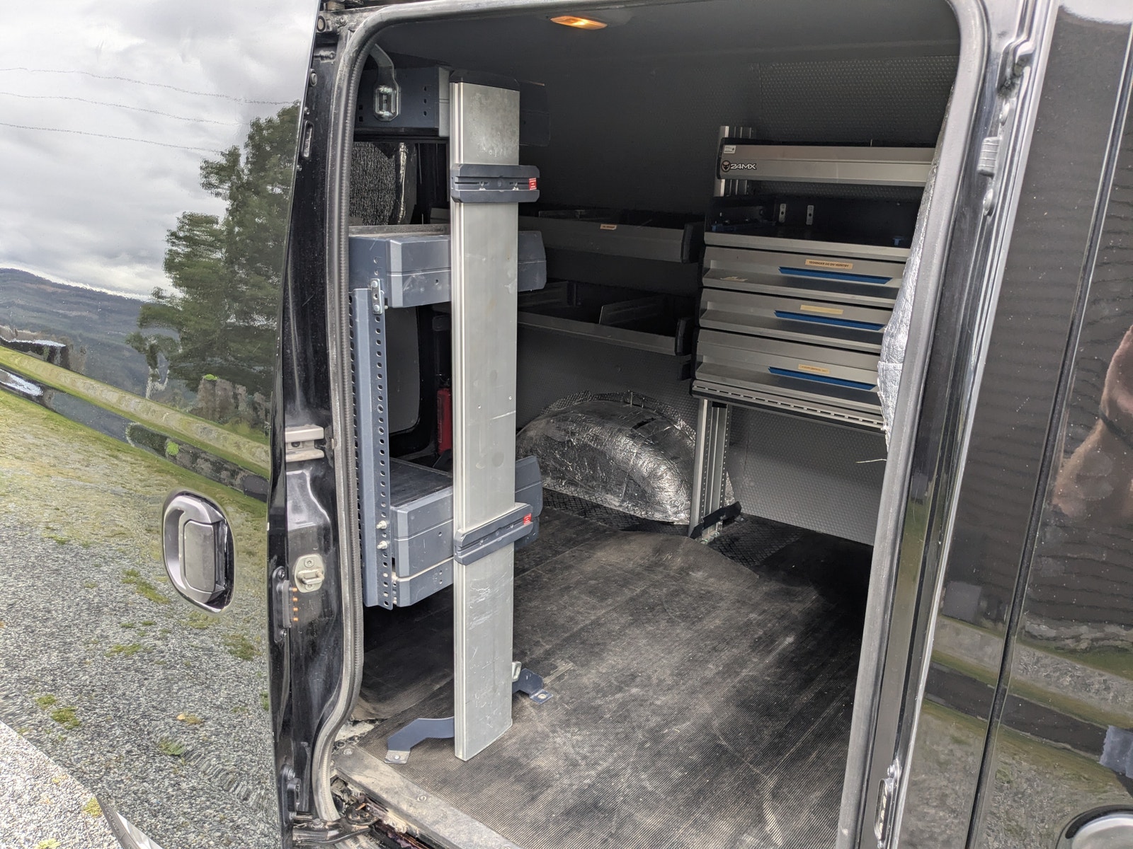 Maxus e-Deliver 3 52.5 kWh, 122hp, 2020