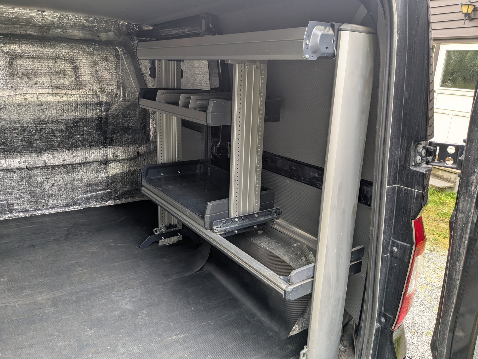 Maxus e-Deliver 3 52.5 kWh, 122hp, 2020
