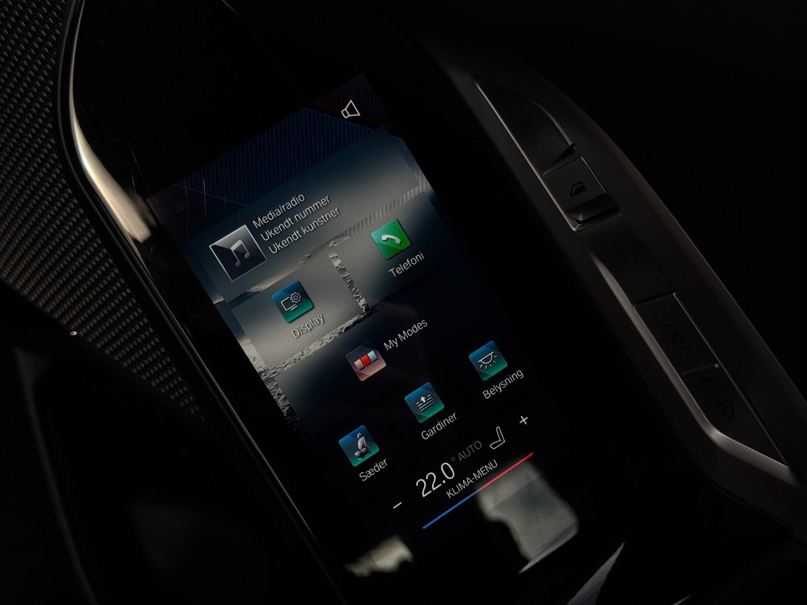 BMW i7 M70 xDrive, 660ps, 2024