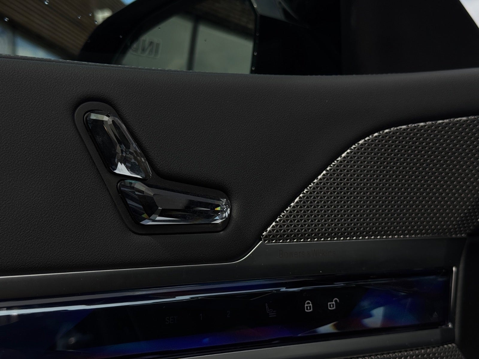 BMW i7 M70 xDrive, 660ps, 2024