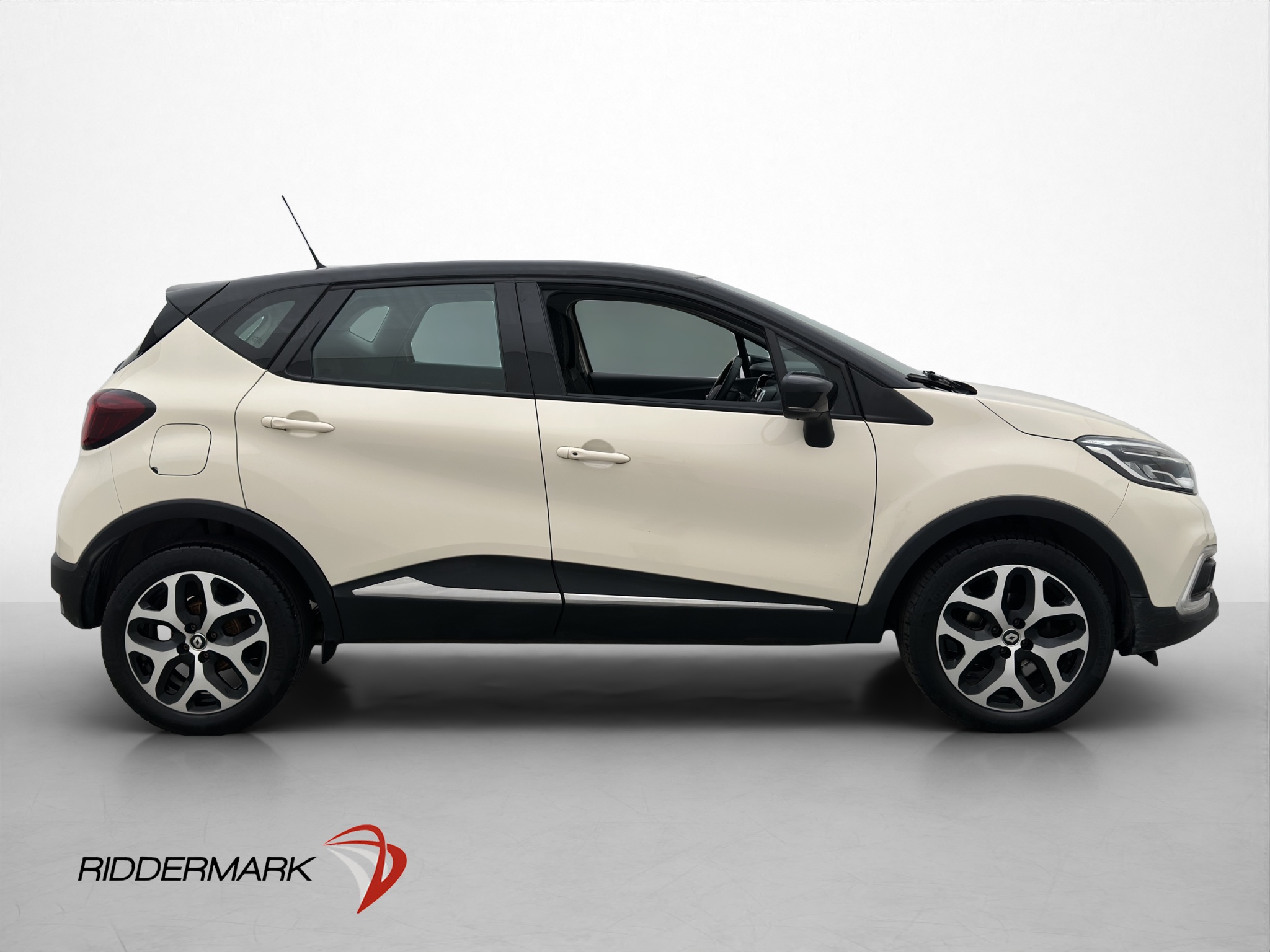 Renault Captur 0.9 TCe Manual, 5-trins, 90ps, 2018