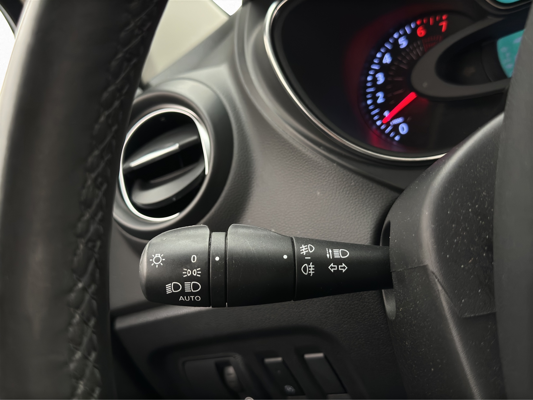 Renault Captur 0.9 TCe Manual, 5-trins, 90ps, 2018