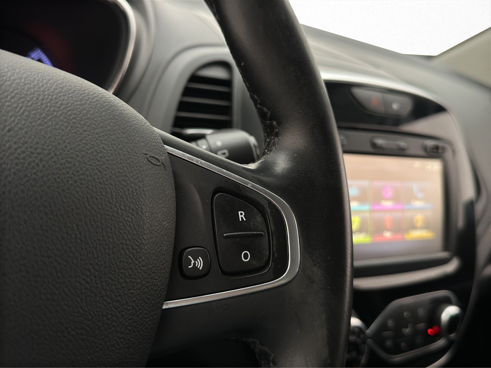 Renault Captur 0.9 TCe Manual, 5-trins, 90ps, 2018