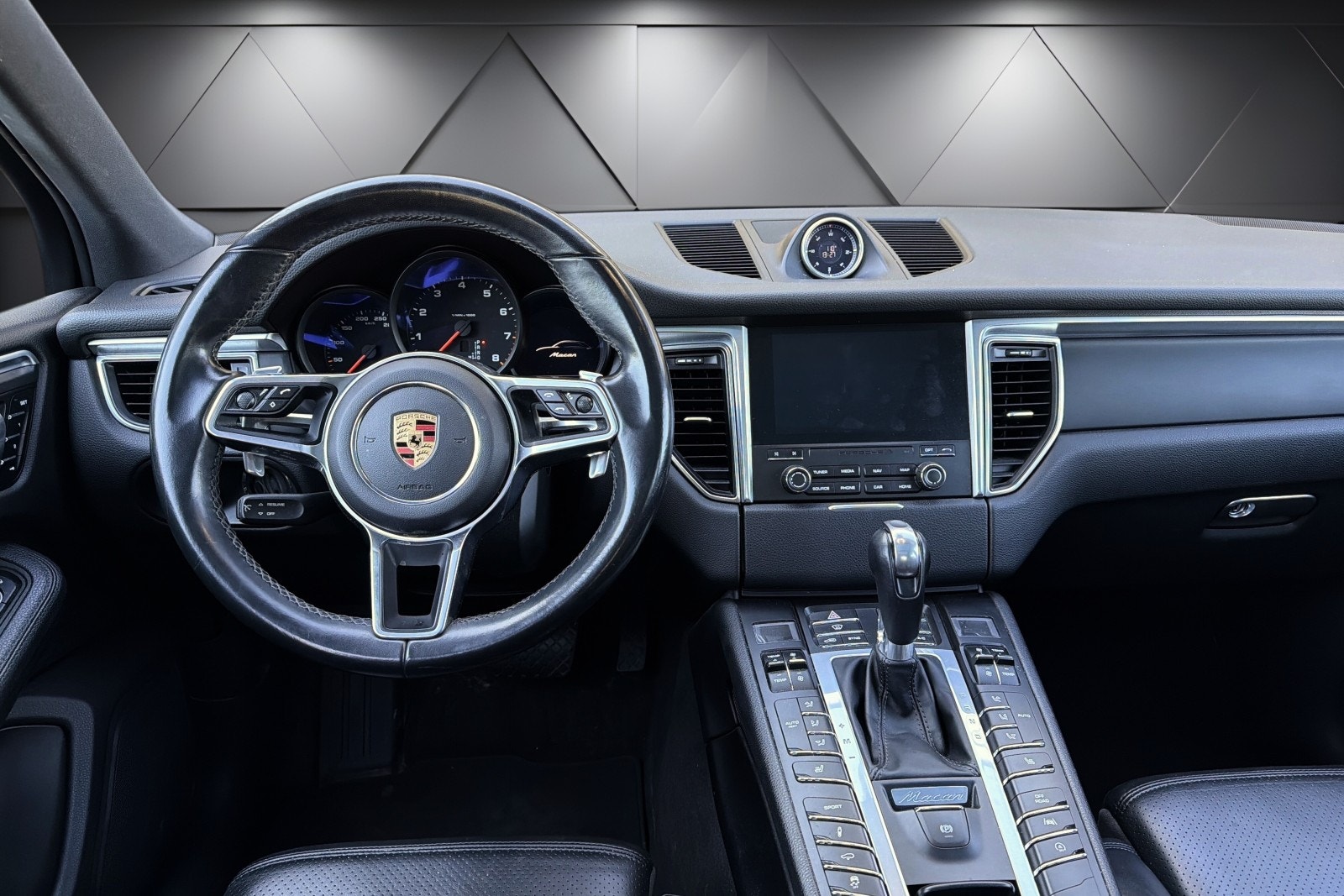 Porsche Macan PDK, 252hp, 2017