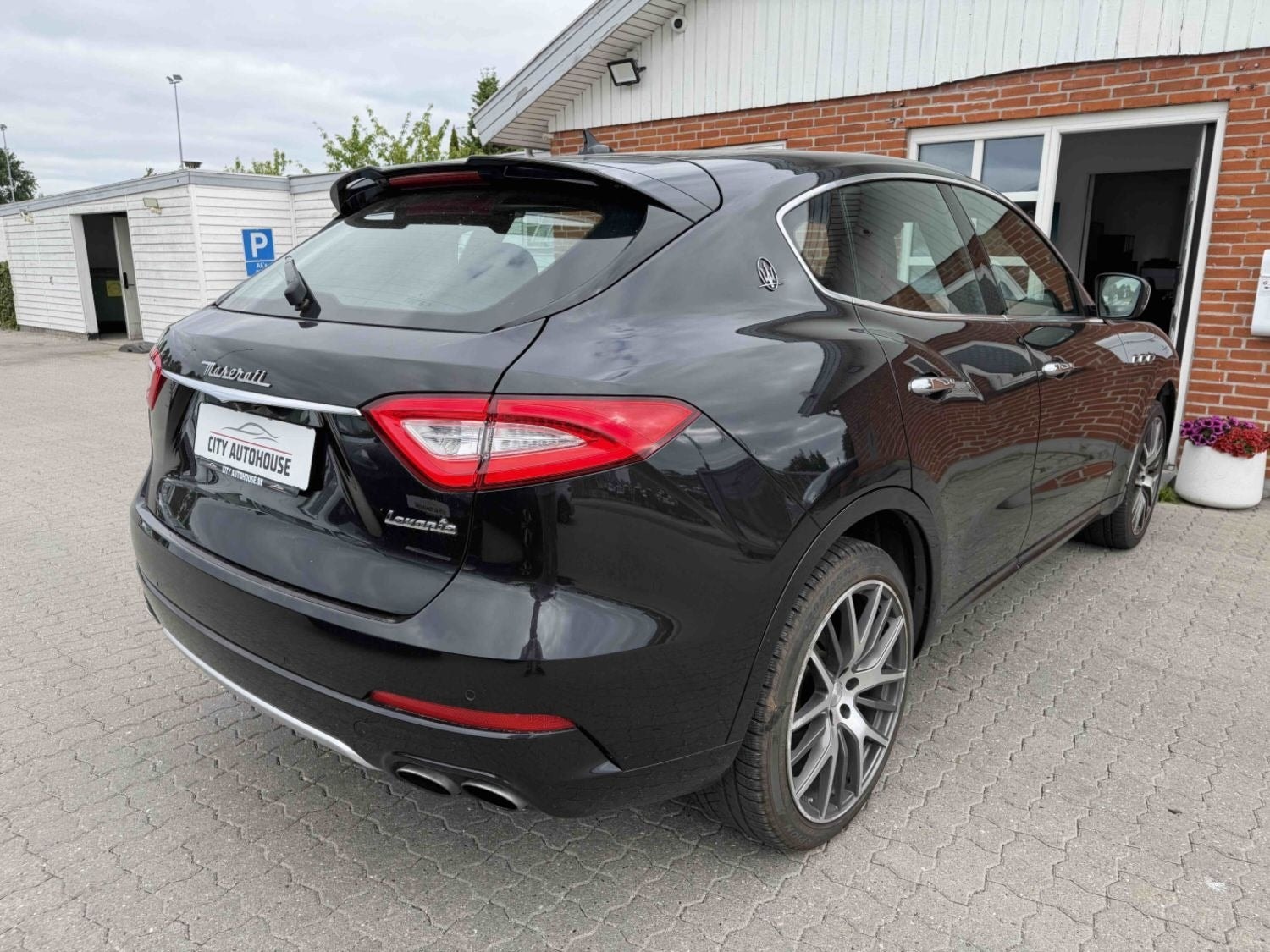 Maserati Levante S Automatic, 430hp, 2017