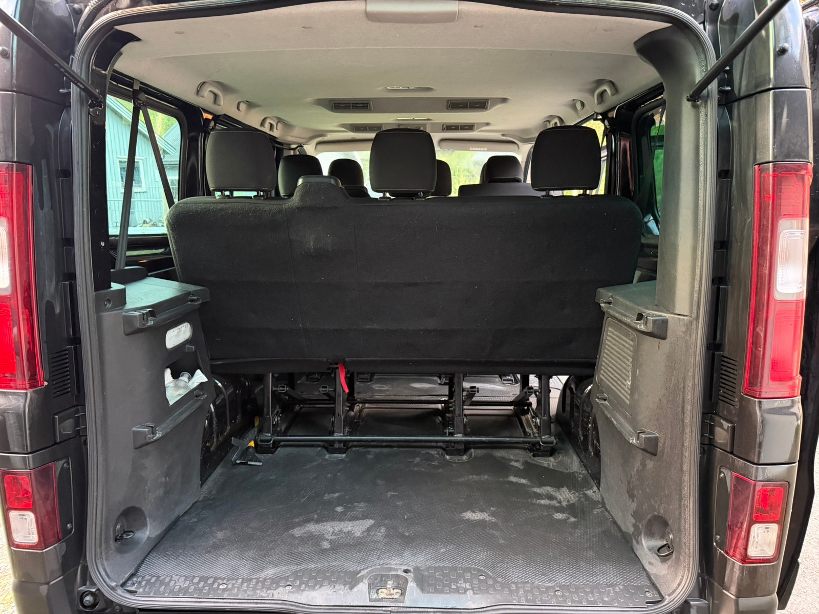 Renault Trafic Combi 2.9t 1.6 dCi Manual, 125hp, 2016