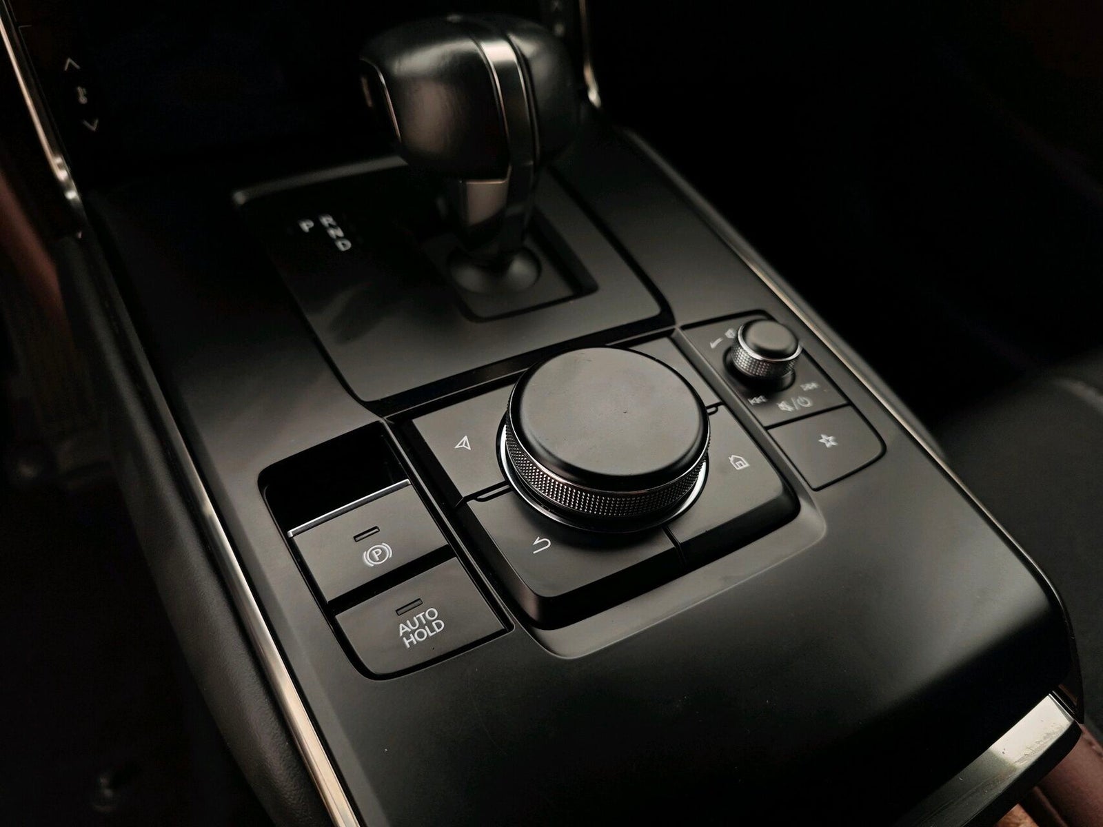 Mazda MX-30 e-Skyactiv EV, 143hp, 2022