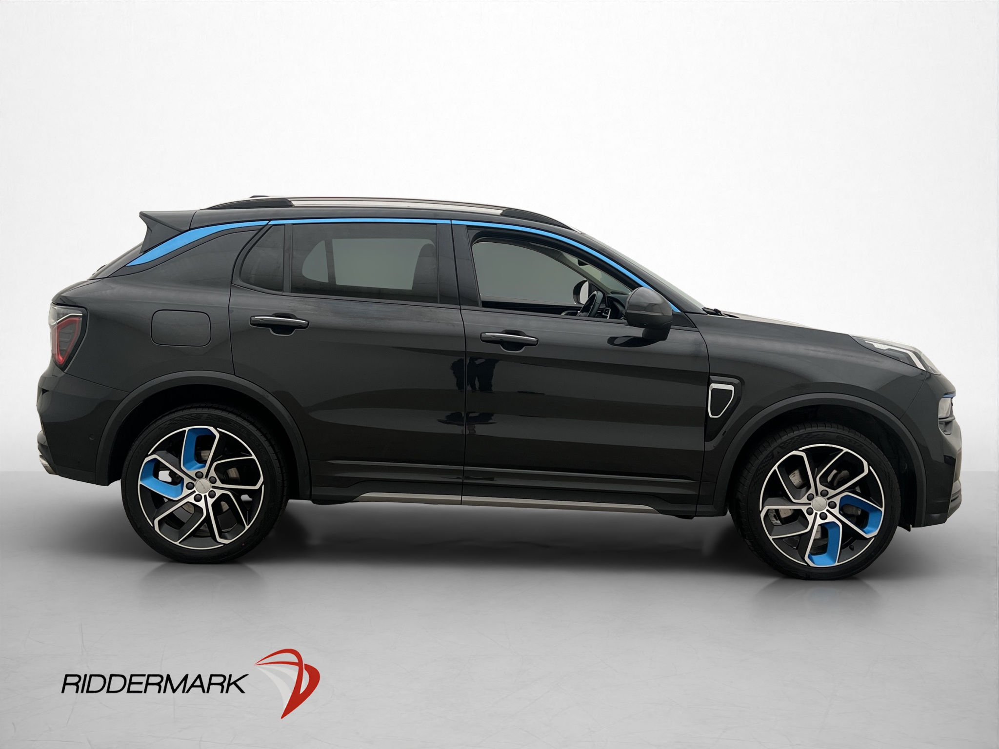 Lynk & Co 01 PHEV DCT, 261hp, 2022