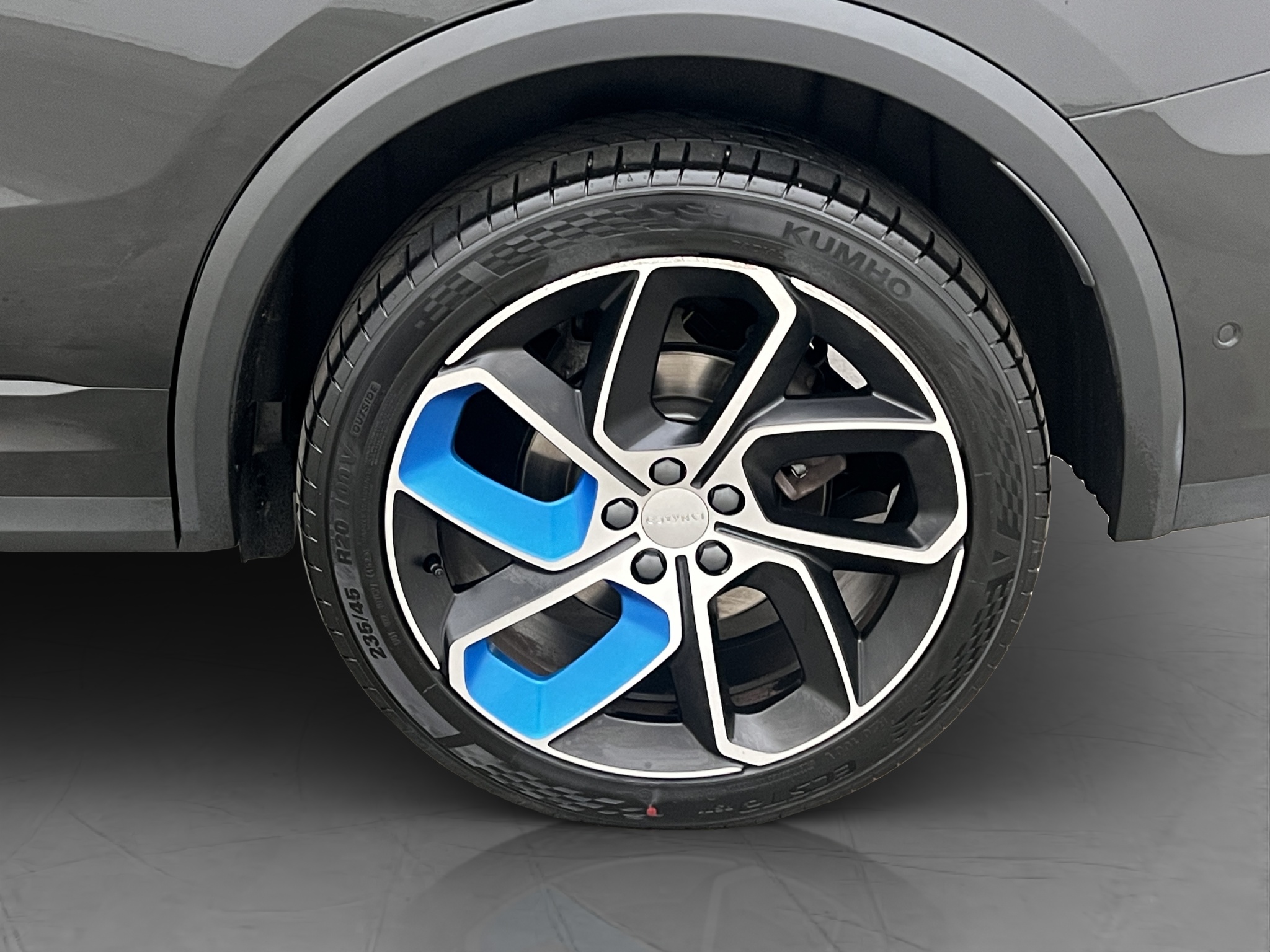 Lynk & Co 01 PHEV DCT, 261hp, 2022