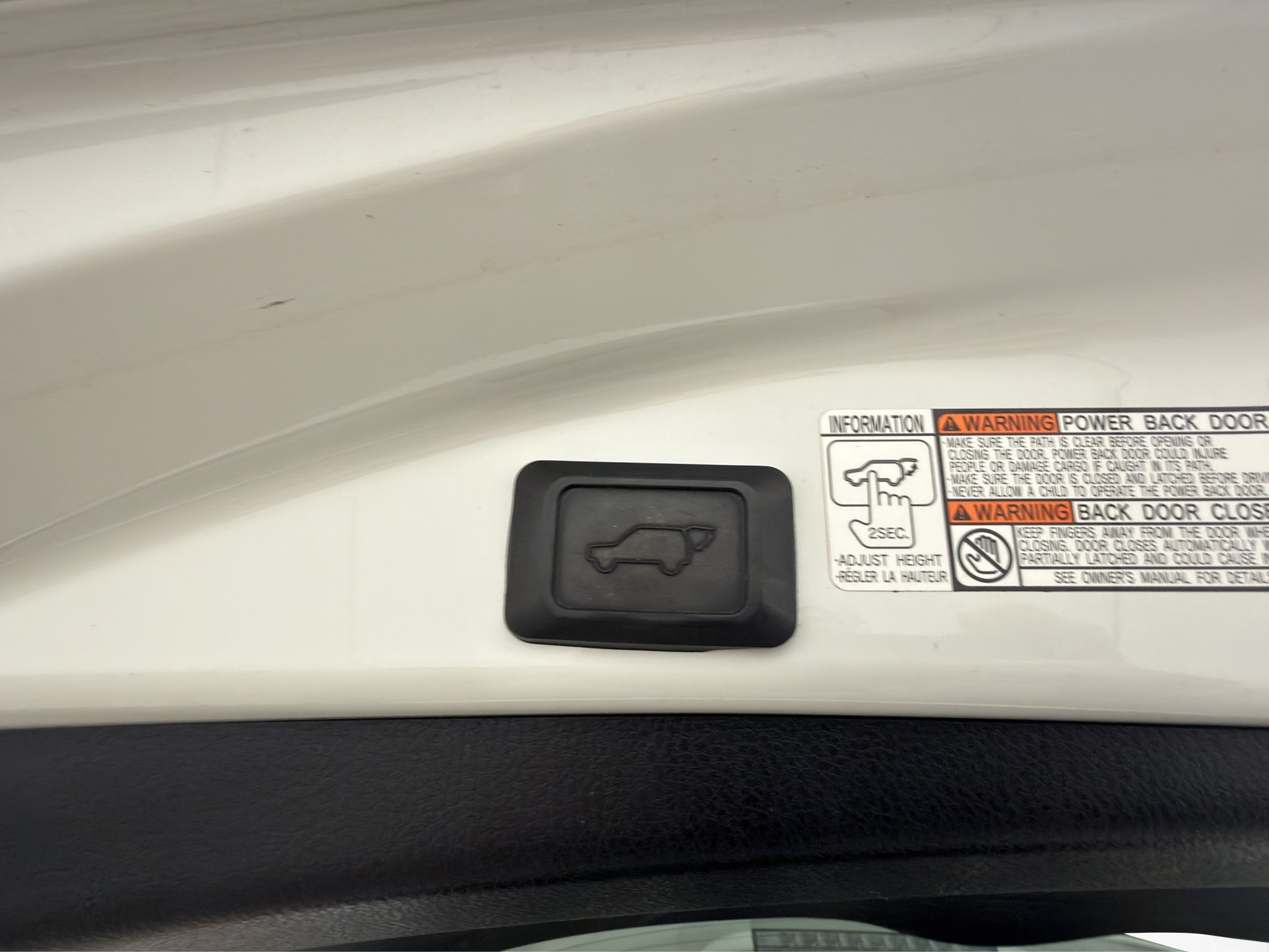 Toyota RAV4 Hybrid 2.5 Dual VVT-i AWD-i E-CVT, 197hp, 2017