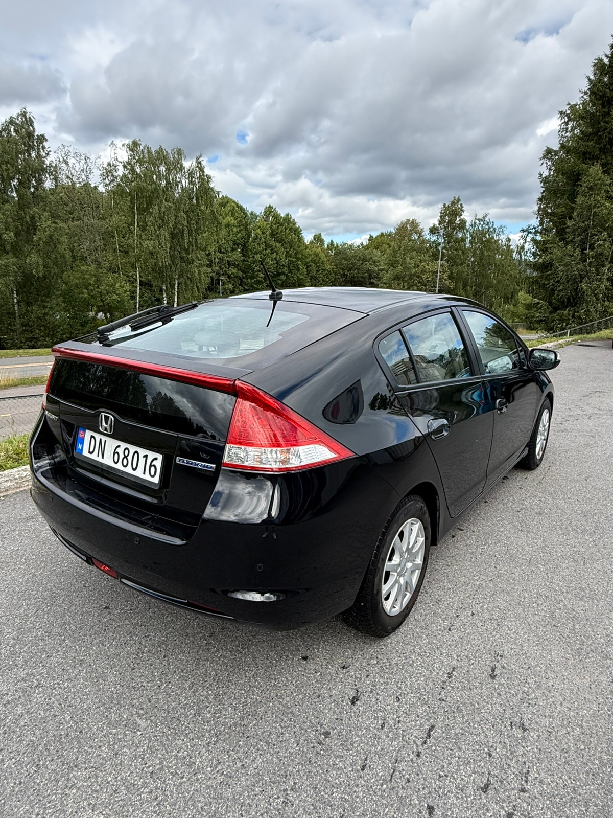 Honda Insight 1.3 IMA CVT, 102ps, 2011