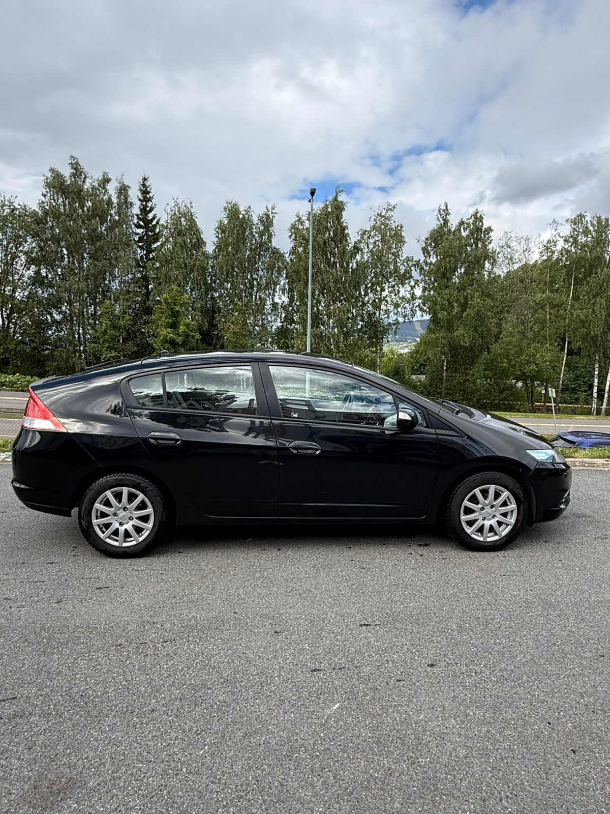 Honda Insight 1.3 IMA CVT, 102ps, 2011