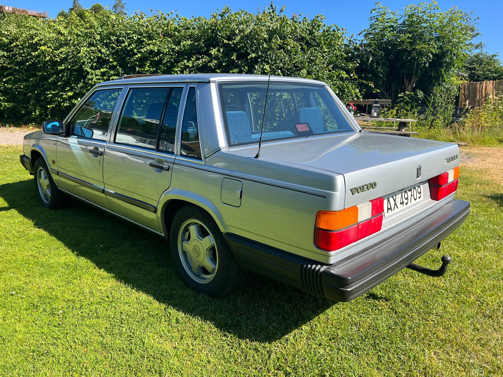 Volvo 740 2.3 Manual, 4-speed + OD, 131hp, 1987